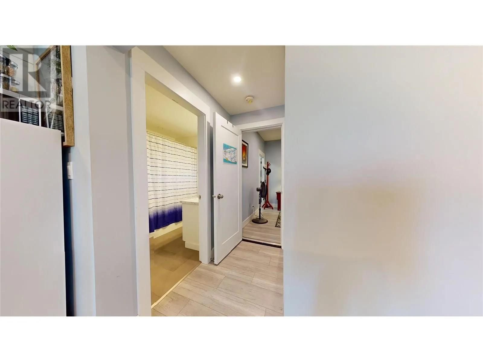 2526 Waverly Drive