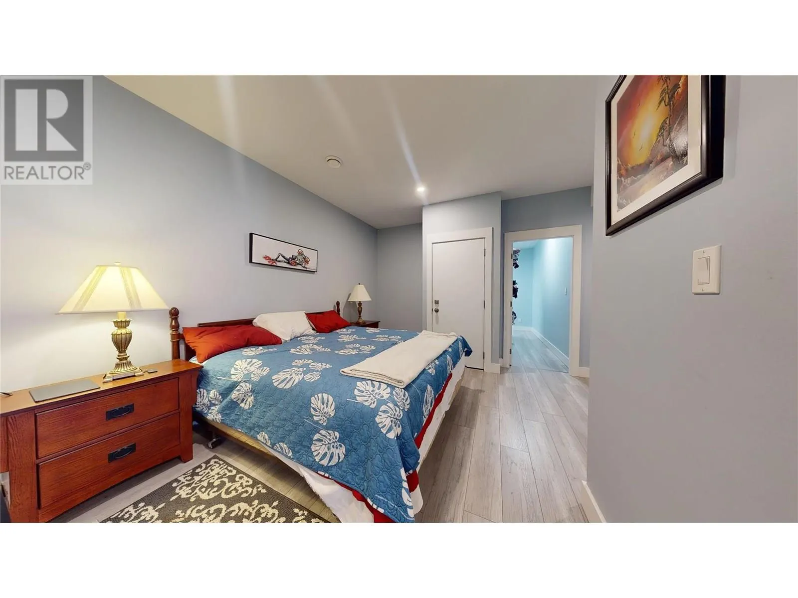 2526 Waverly Drive