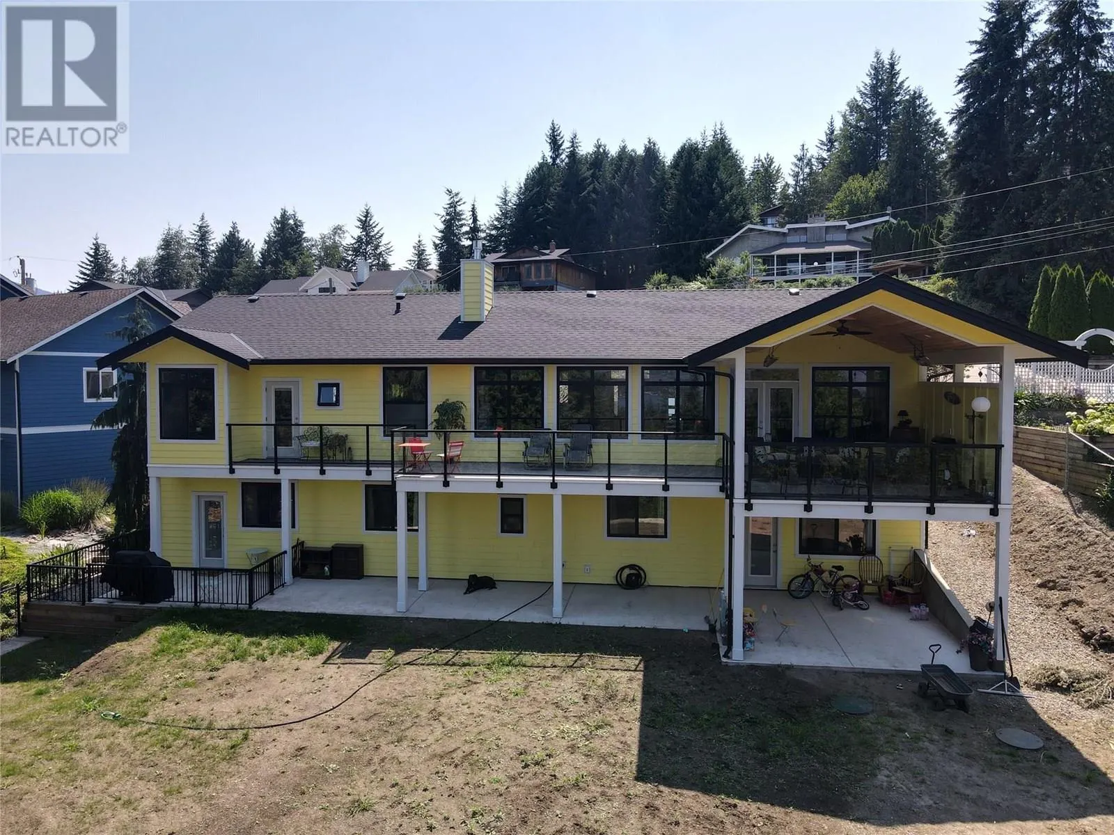 2526 Waverly Drive