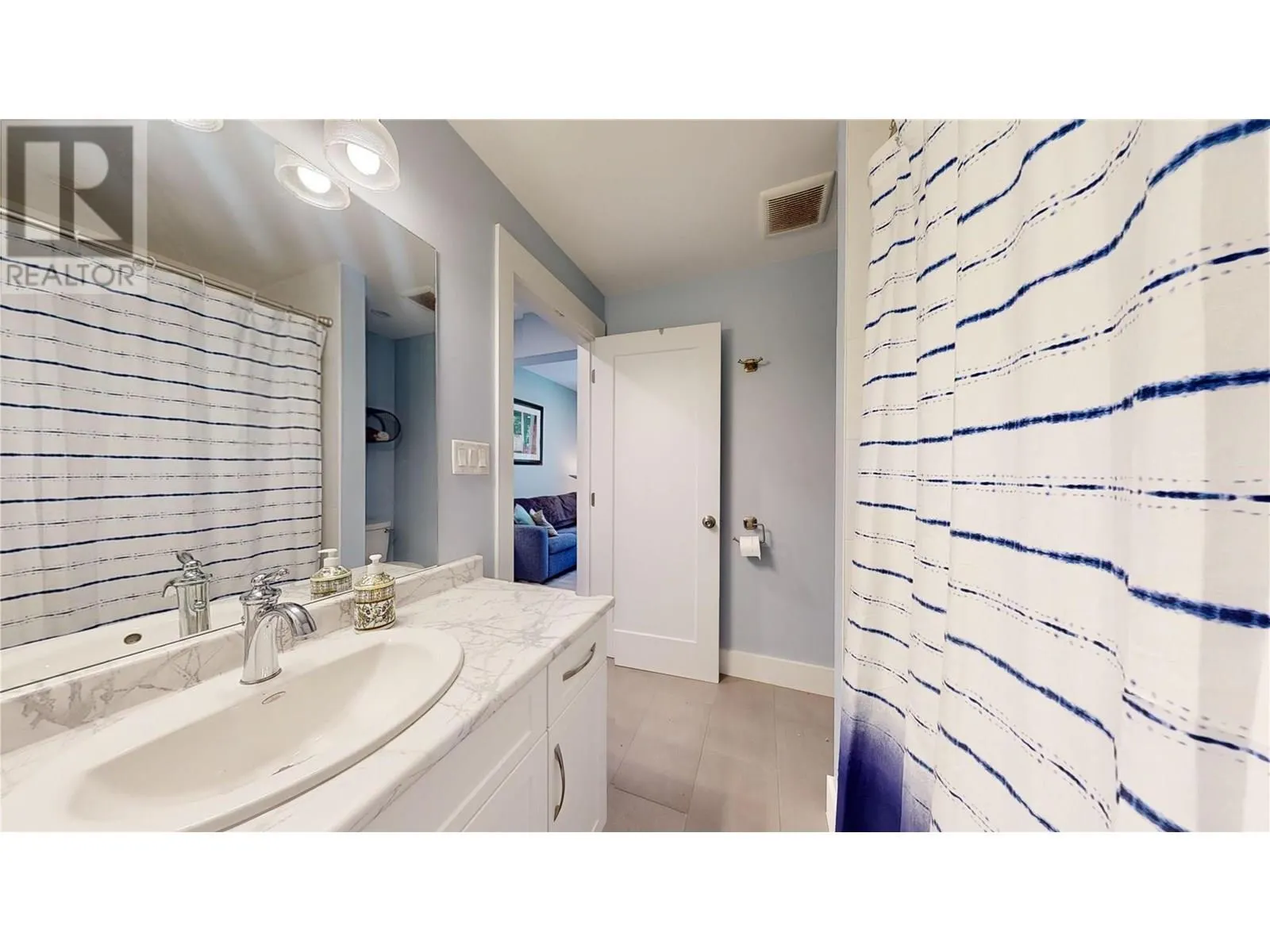 2526 Waverly Drive