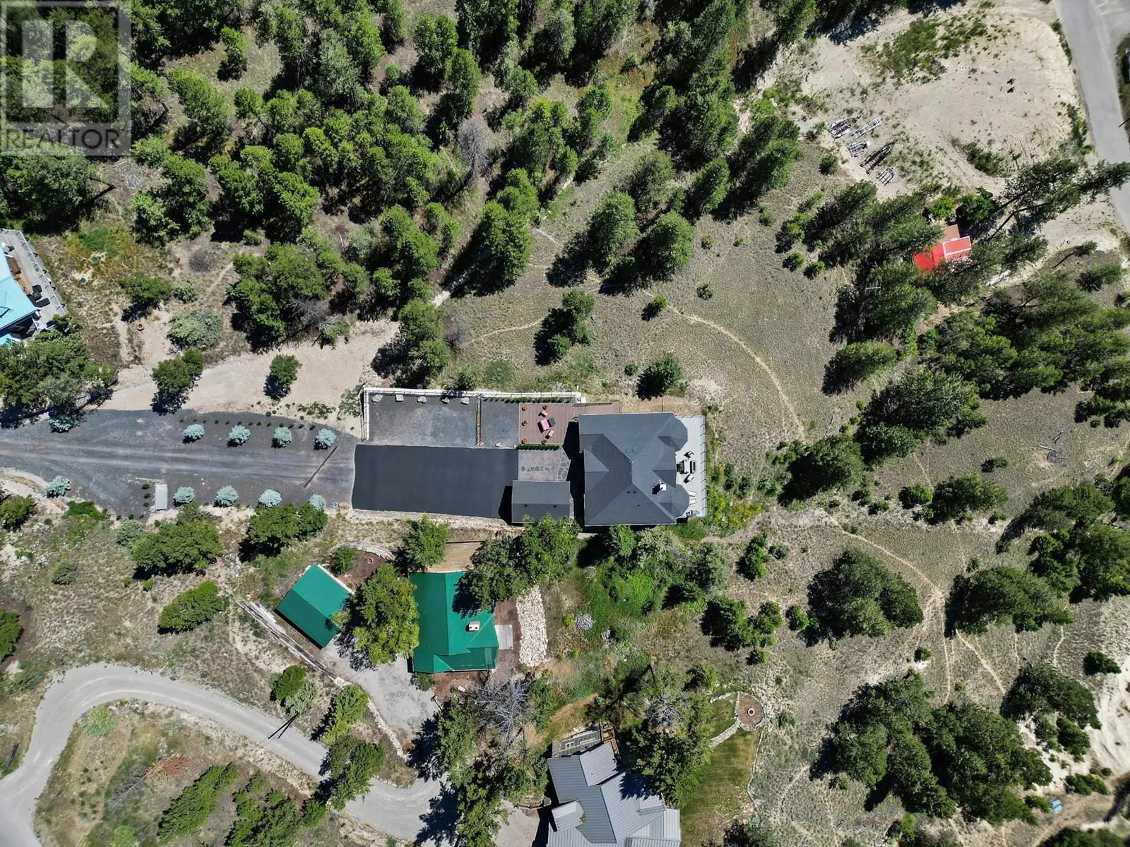 717 LAKEVIEW Drive