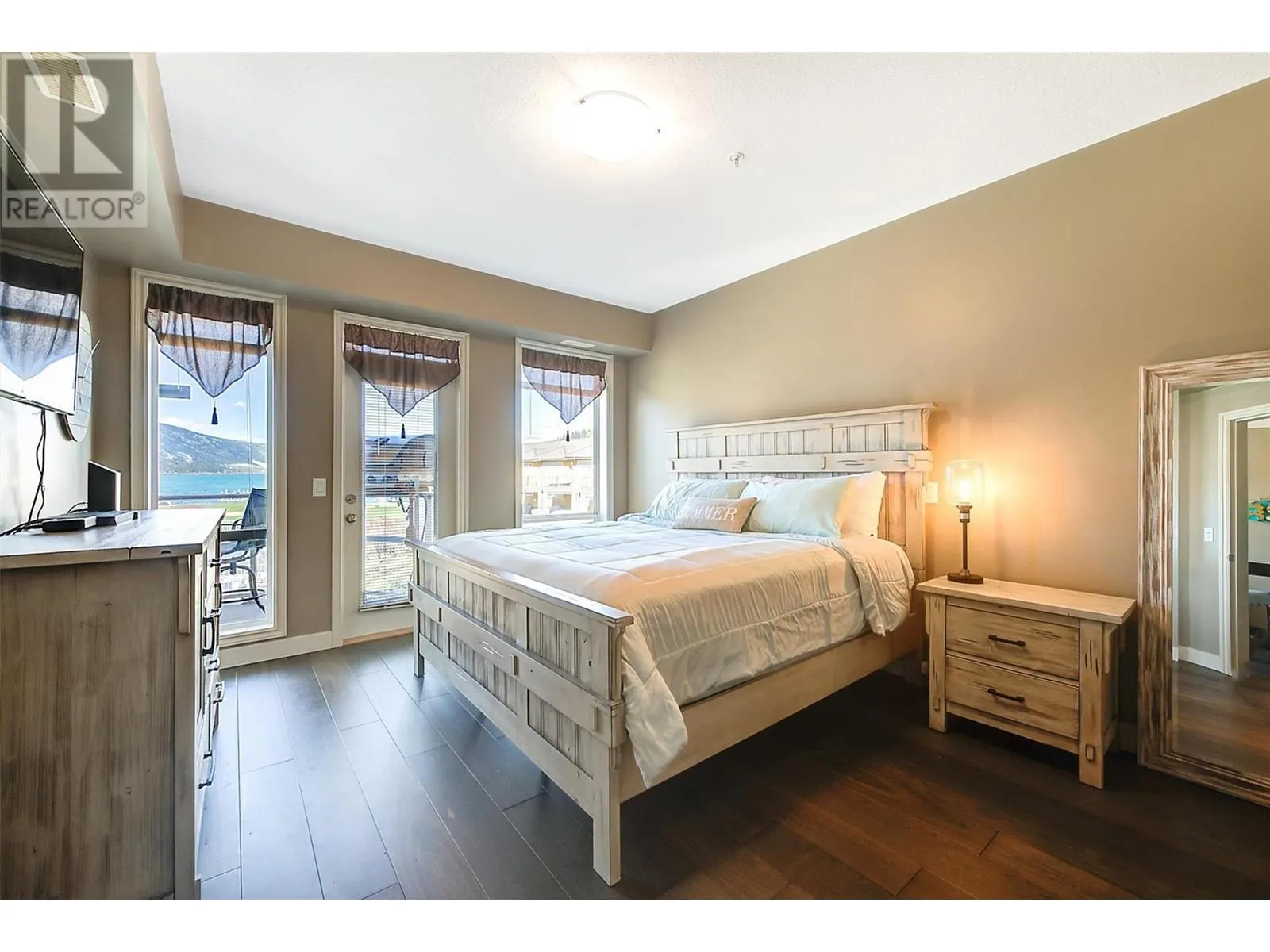 3570 Woodsdale Road Unit# 205