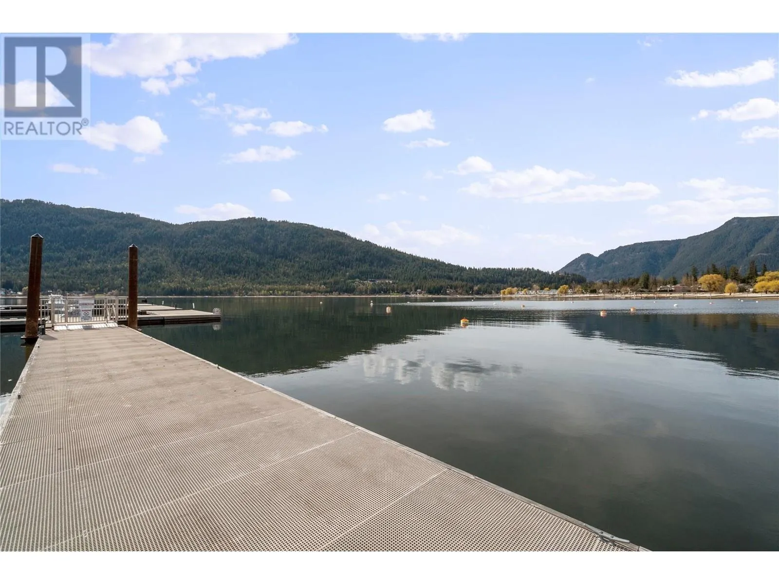326 Mara Lake Lane Unit# 401