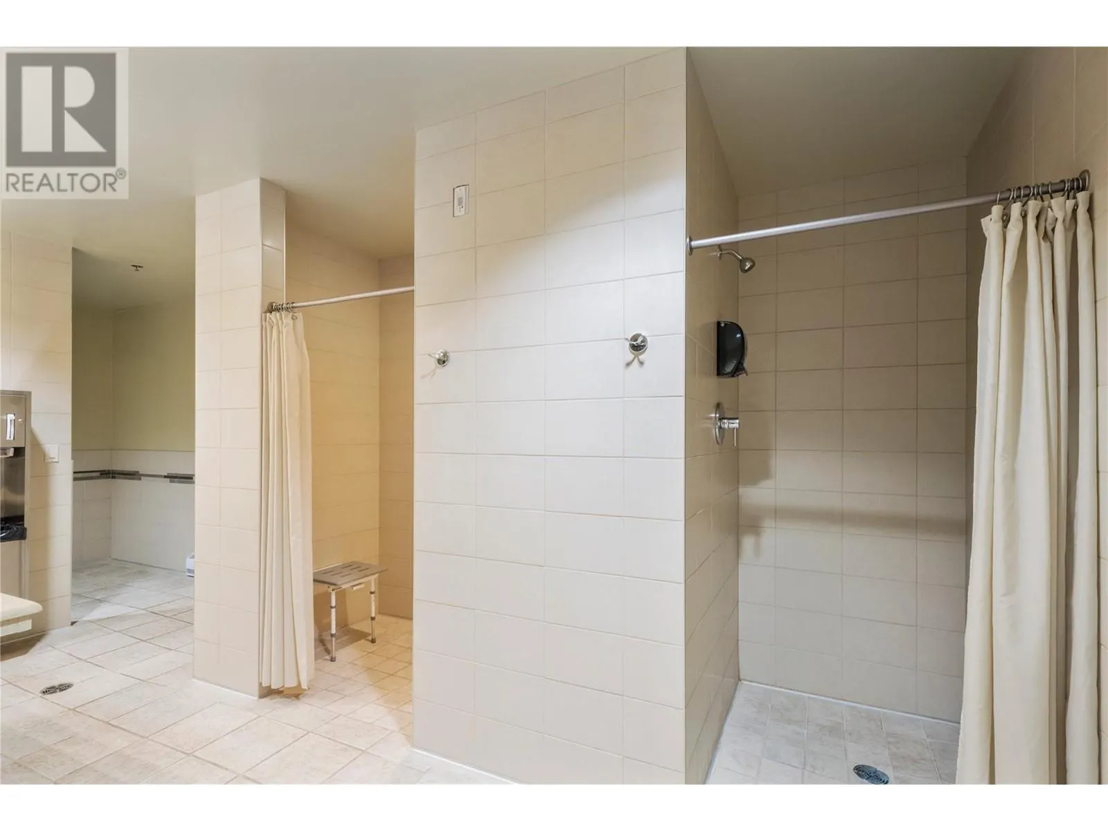 326 Mara Lake Lane Unit# 401