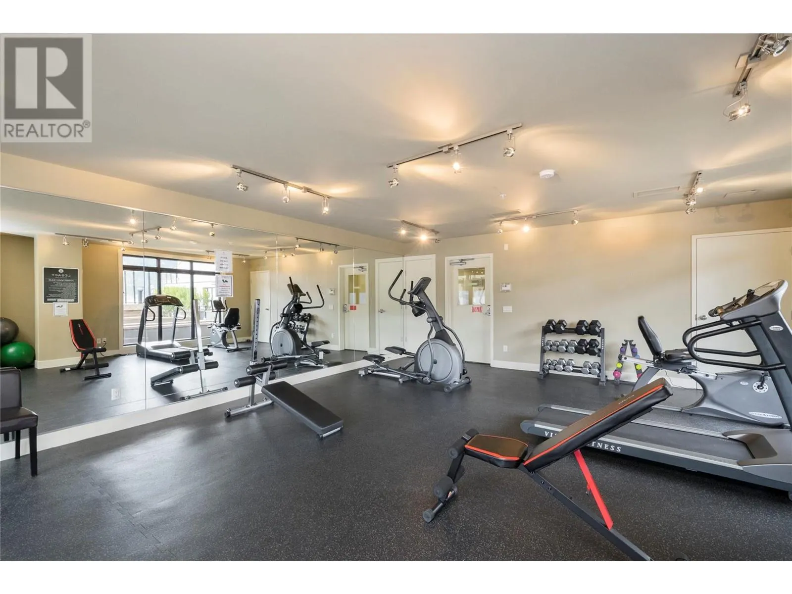 326 Mara Lake Lane Unit# 401