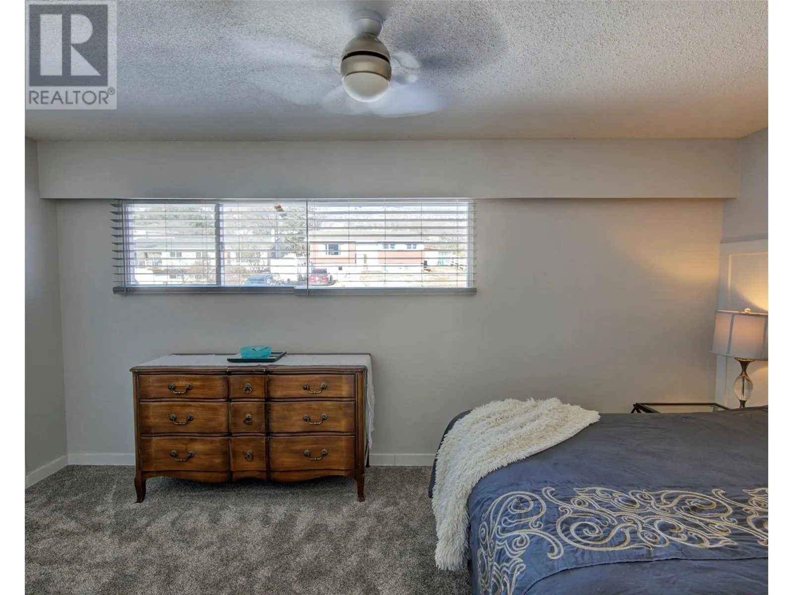6576 Scott Road