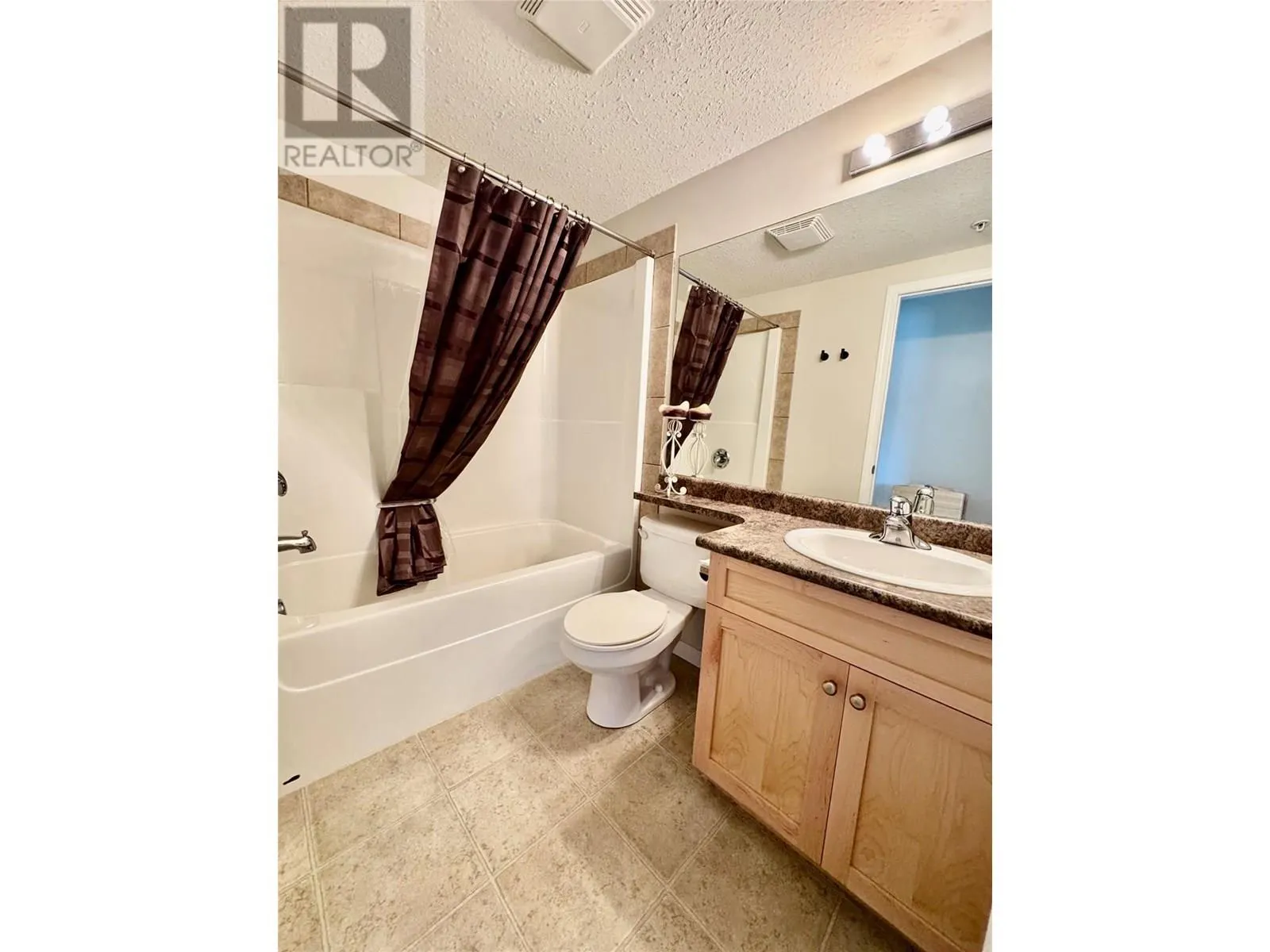 4767 FORSTERS LANDING Road Unit# 305