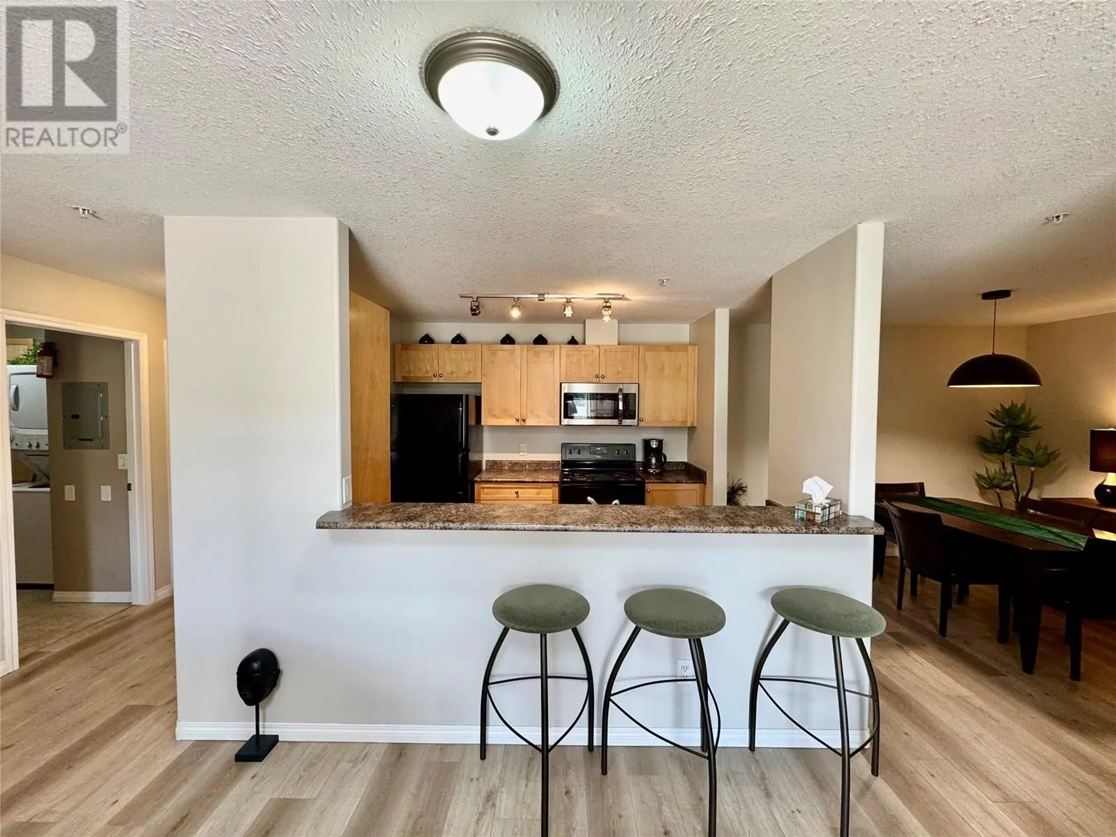 4767 FORSTERS LANDING Road Unit# 305