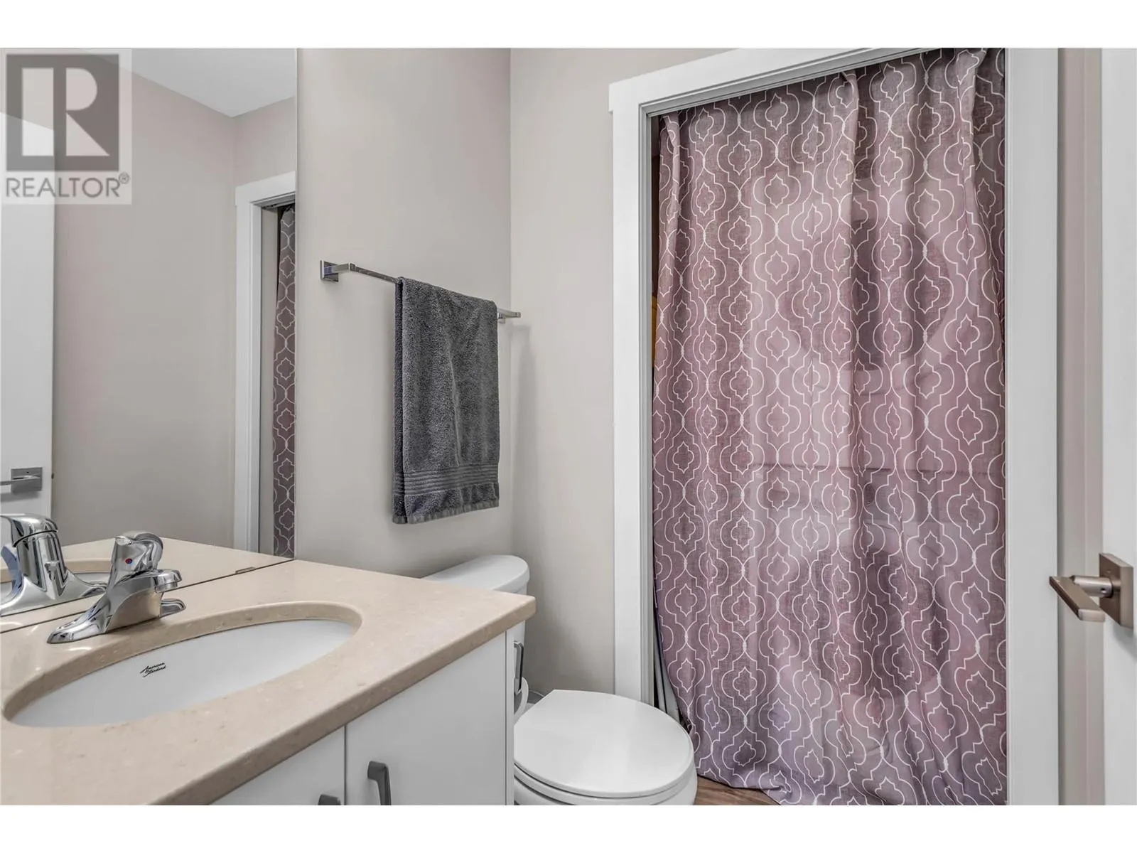 3090 Burtch Road Unit# 204