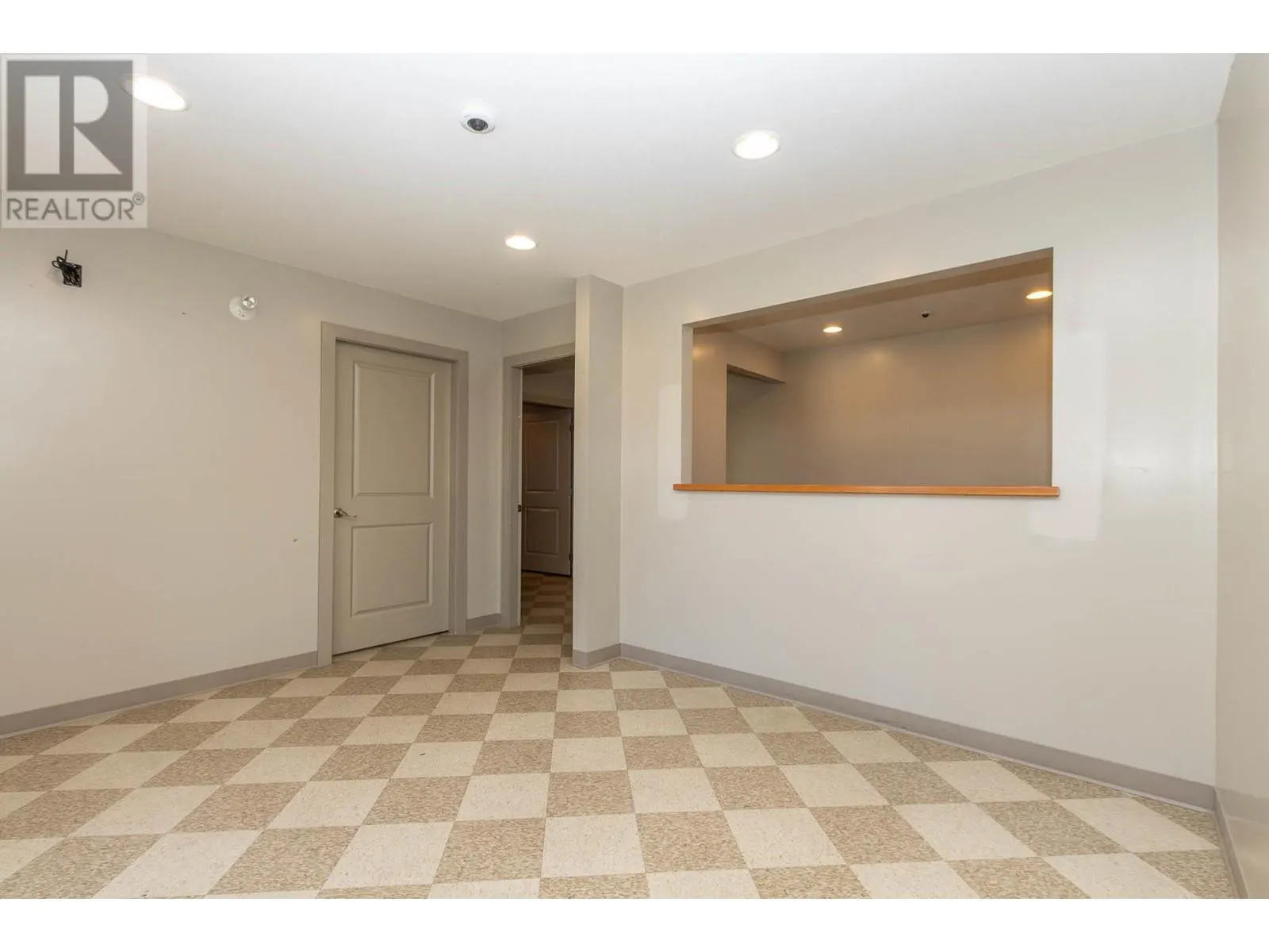 31 1 Street SE