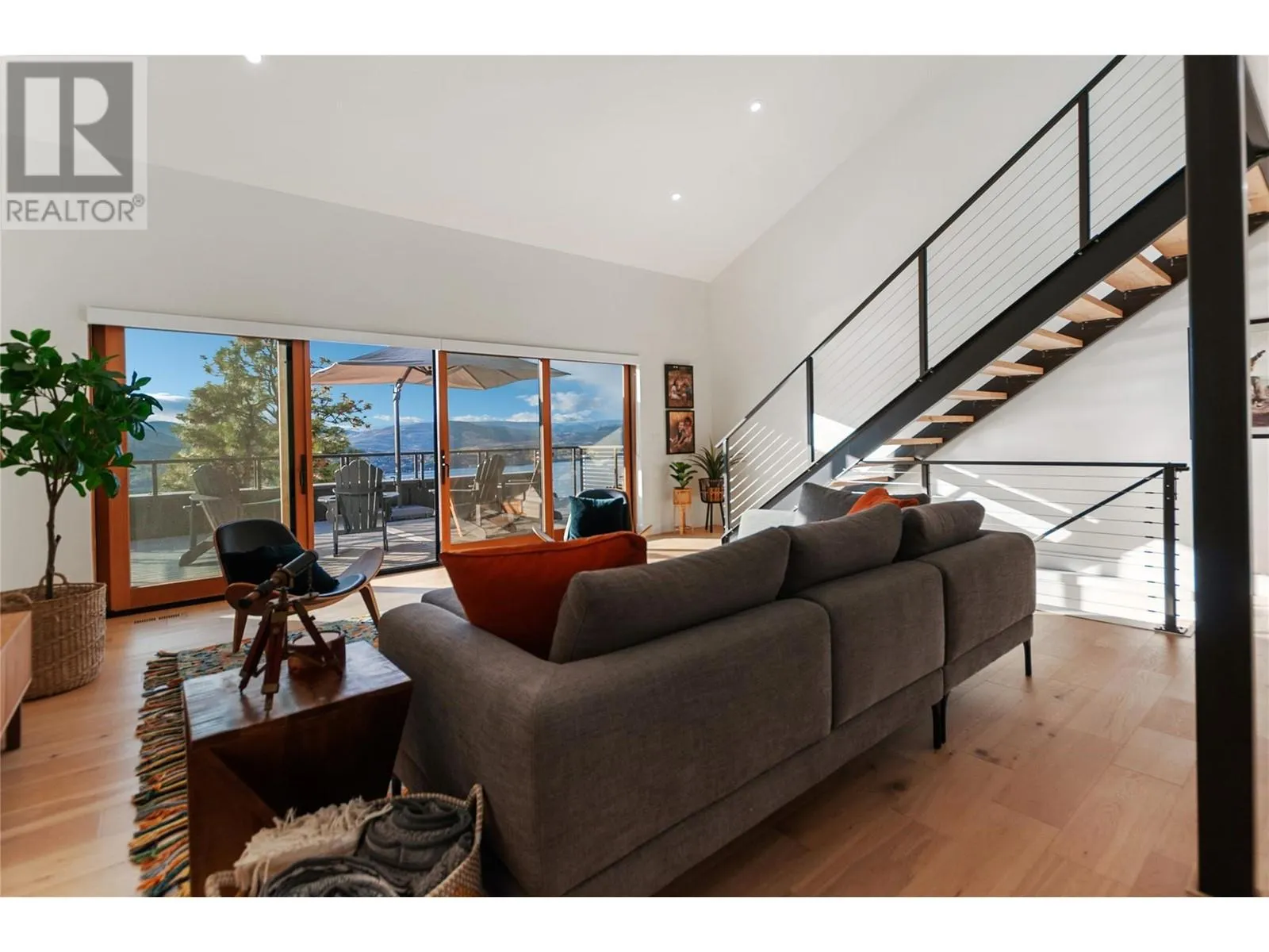 2710 WORKMAN Place