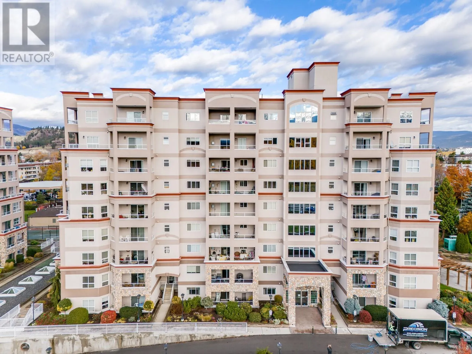 1966 Durnin Road Unit# 104