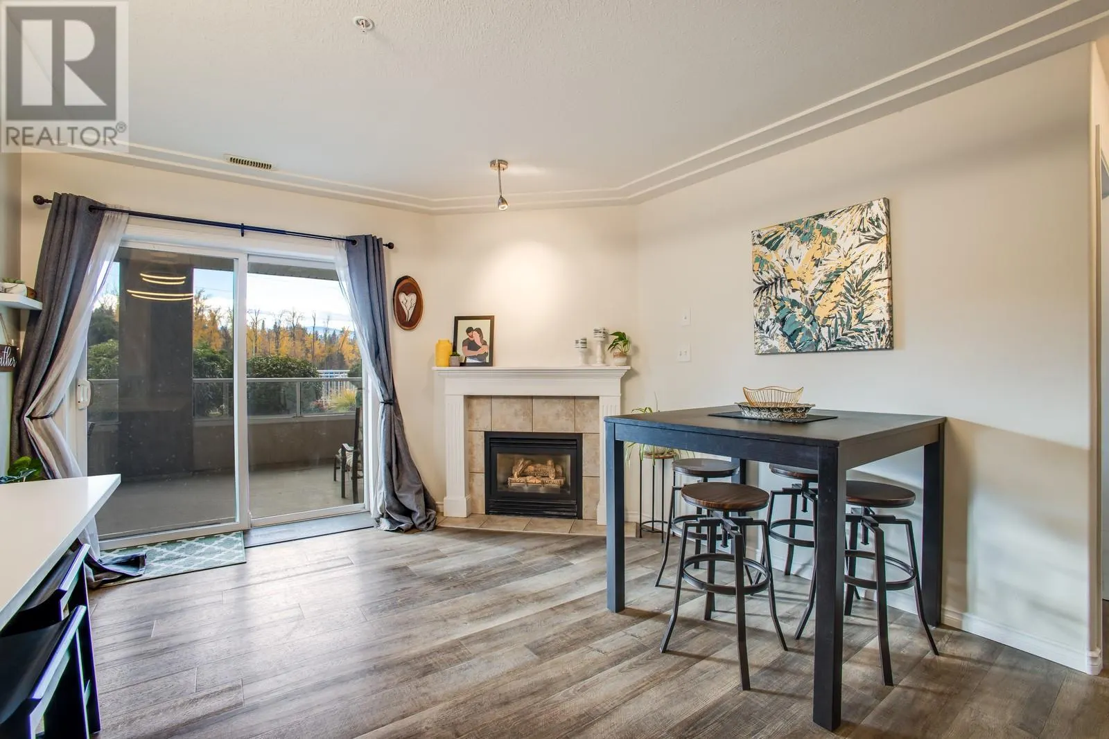 1966 Durnin Road Unit# 104