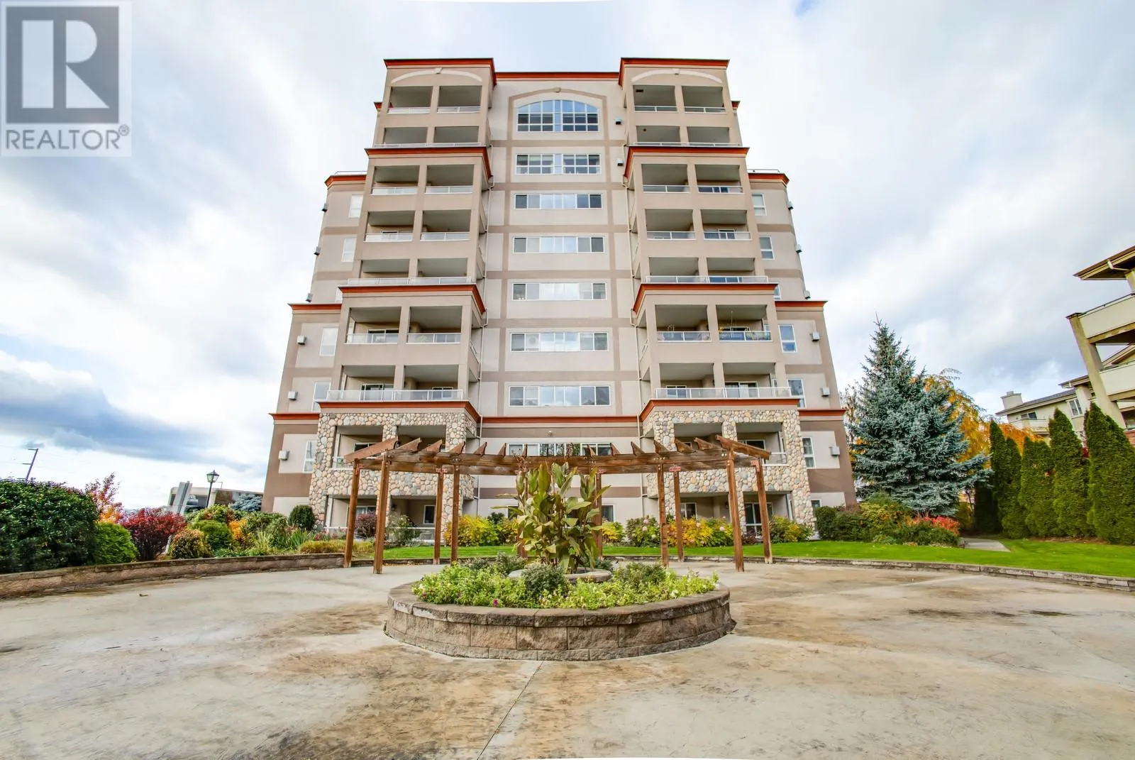 1966 Durnin Road Unit# 104