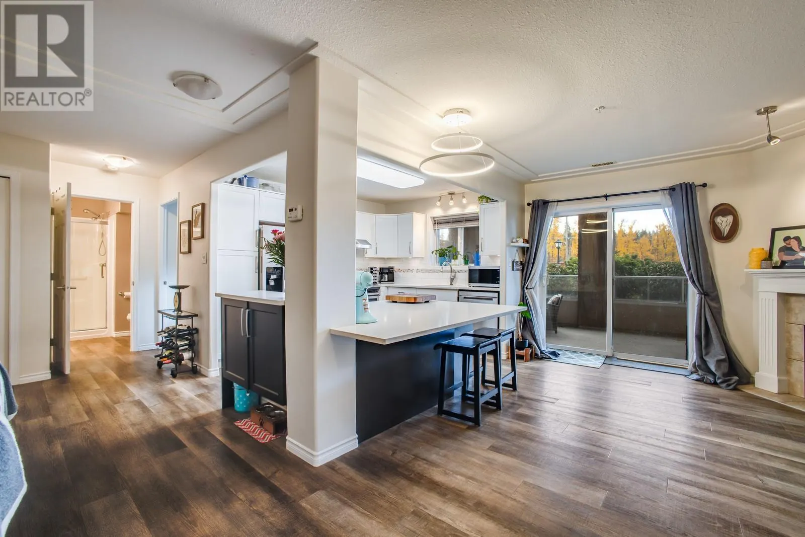 1966 Durnin Road Unit# 104