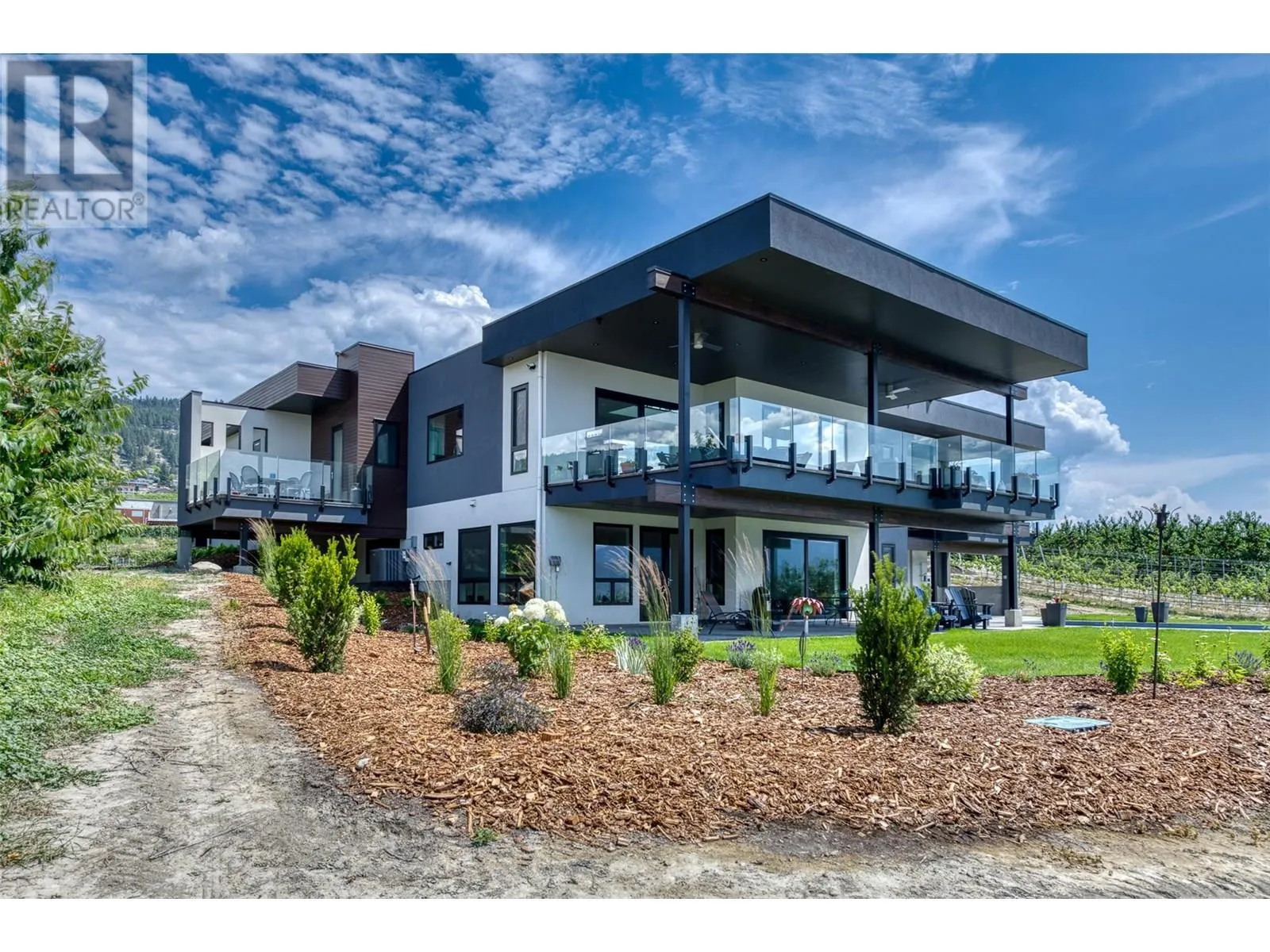 2805 Aikins Loop