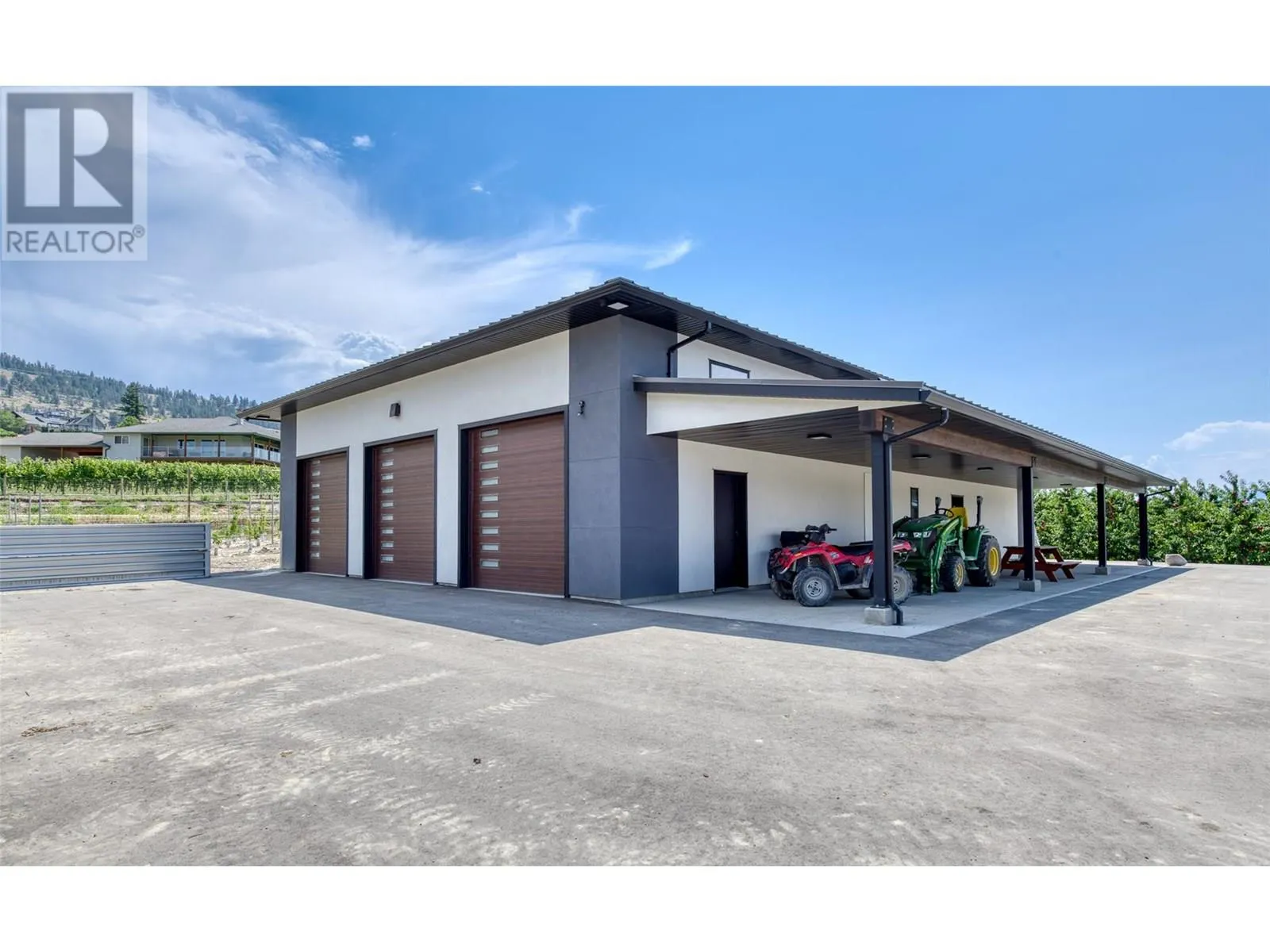 2805 Aikins Loop