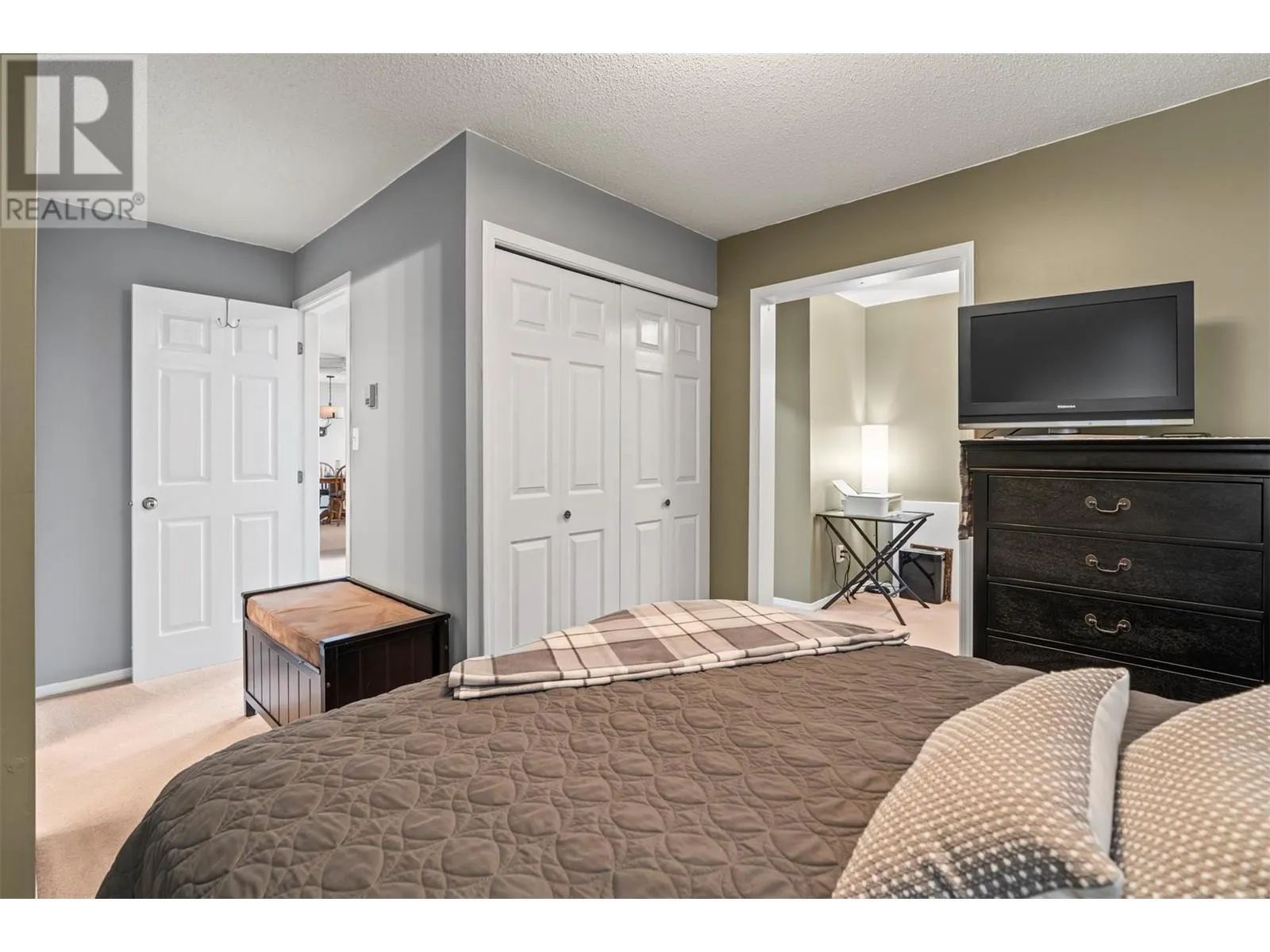 4404 Pleasant Valley Road Unit# 1