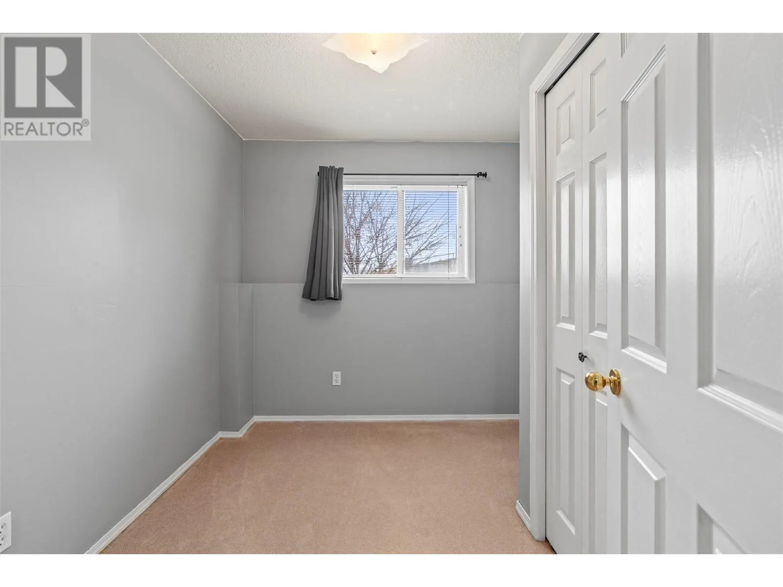 4404 Pleasant Valley Road Unit# 1
