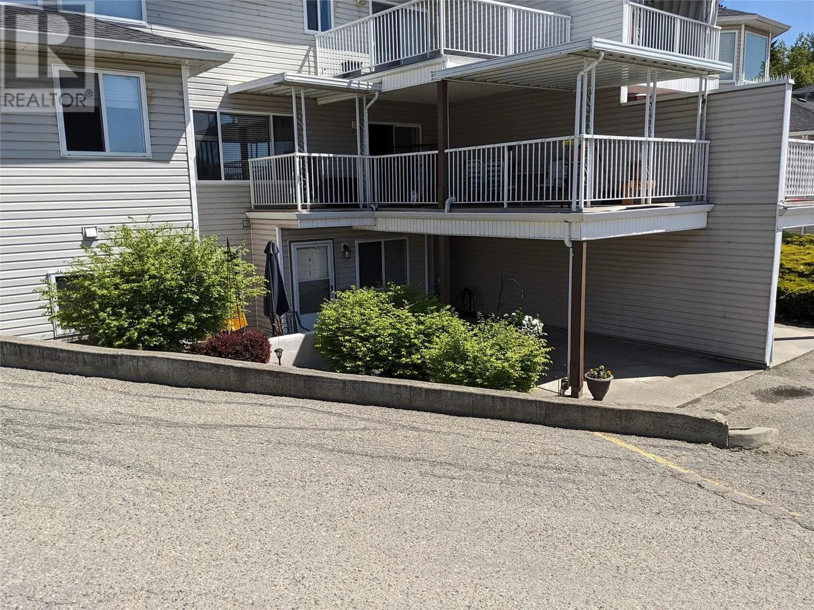 4404 Pleasant Valley Road Unit# 1