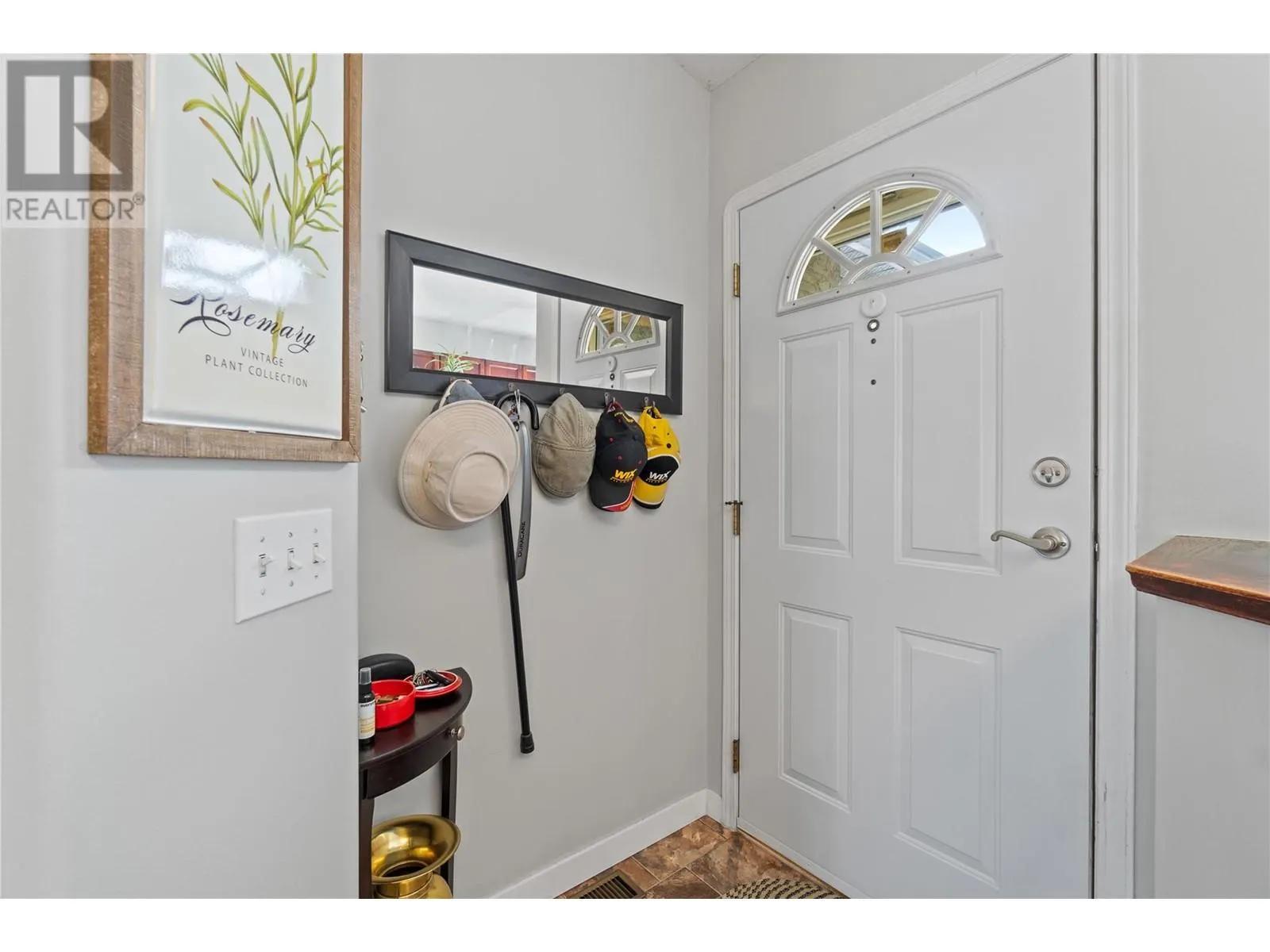 2210 Louie Drive Unit# 14