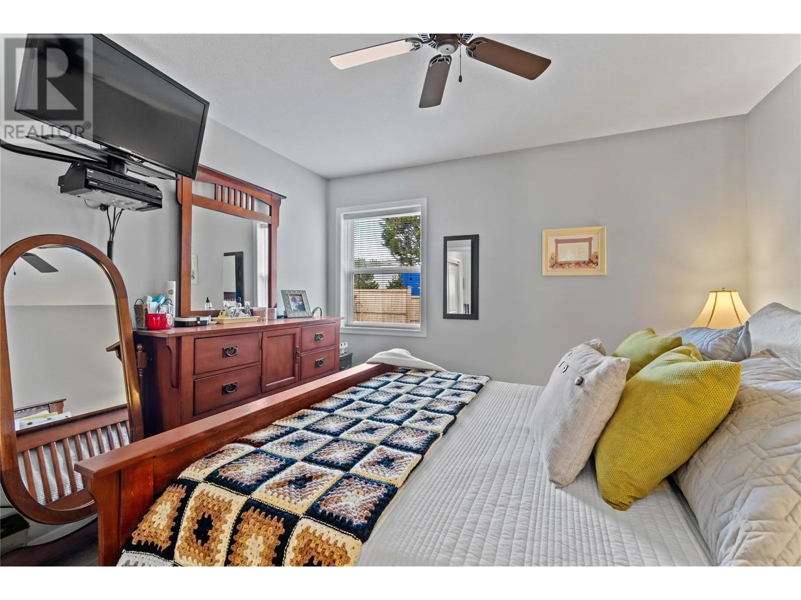 2210 Louie Drive Unit# 14