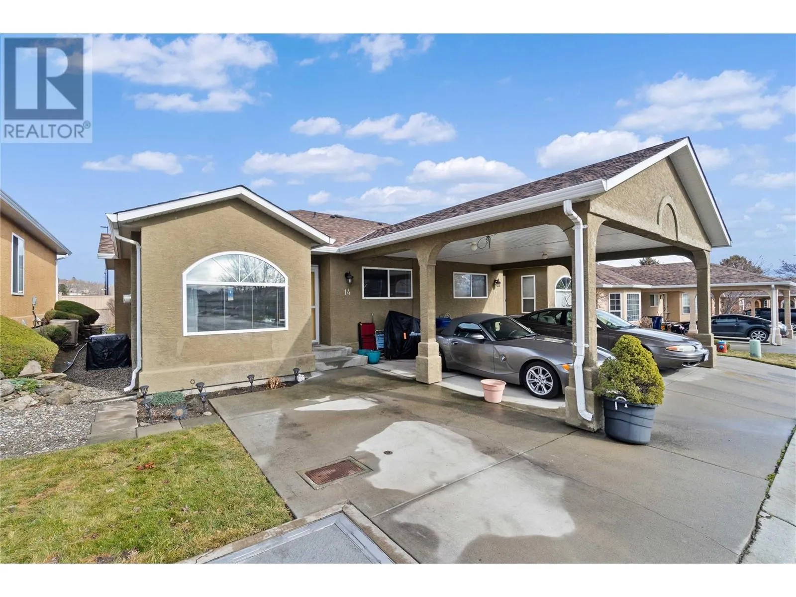2210 Louie Drive Unit# 14