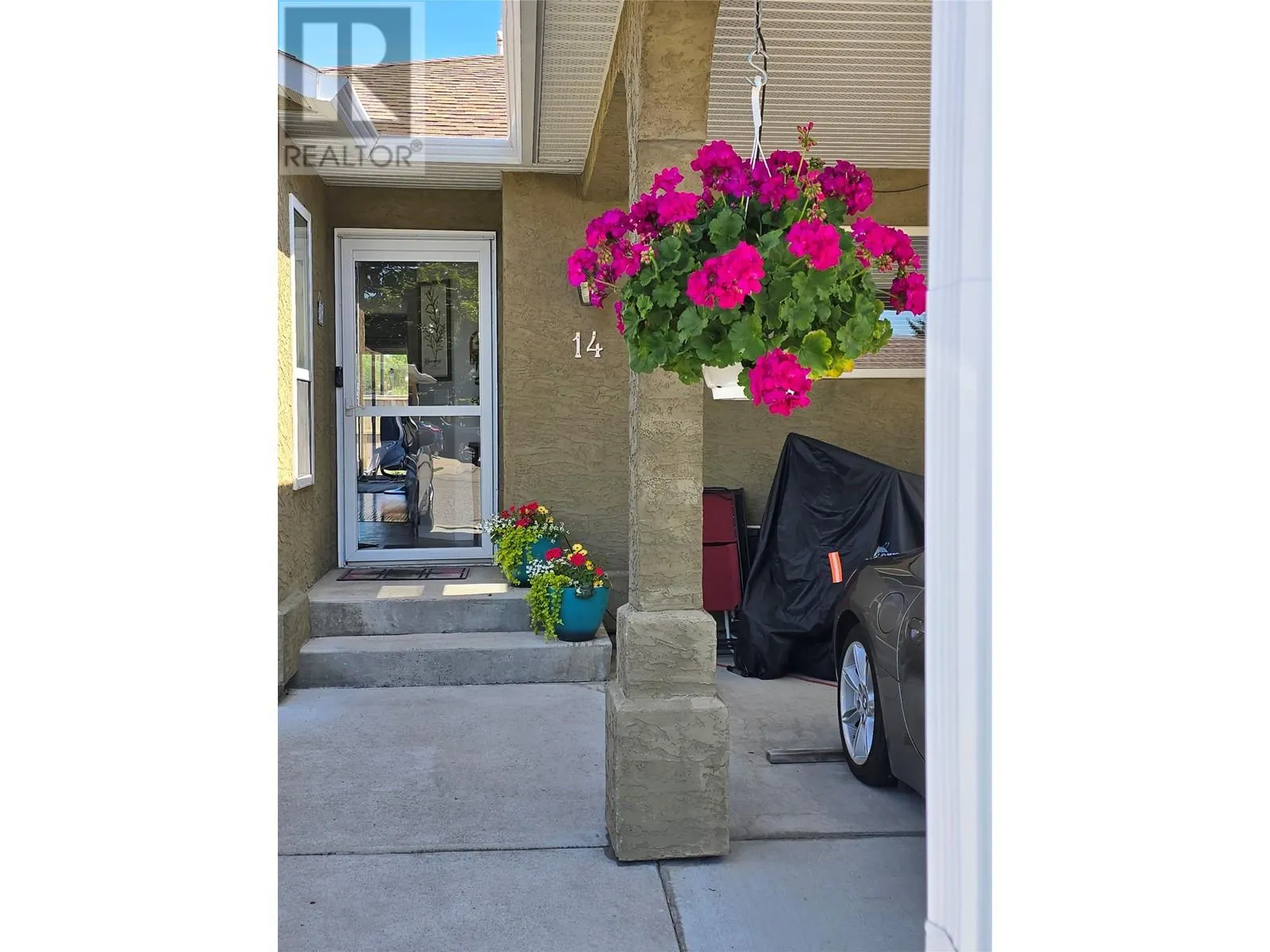 2210 Louie Drive Unit# 14