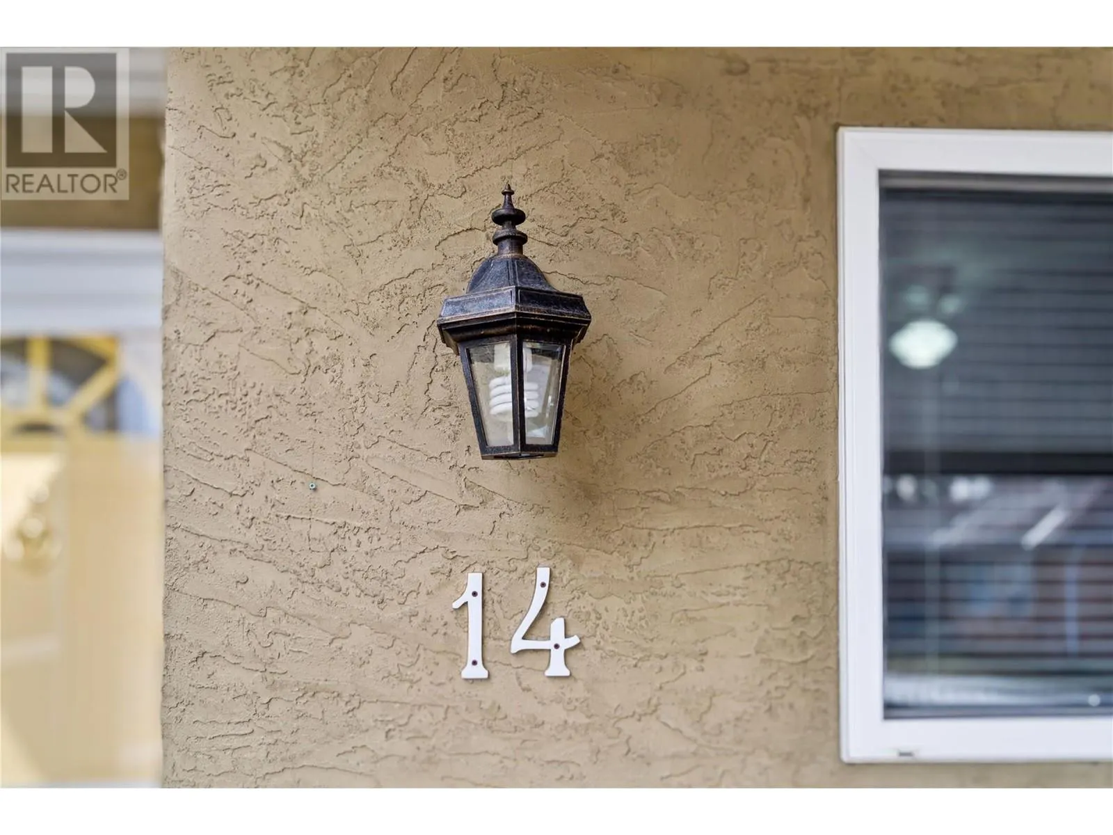 2210 Louie Drive Unit# 14