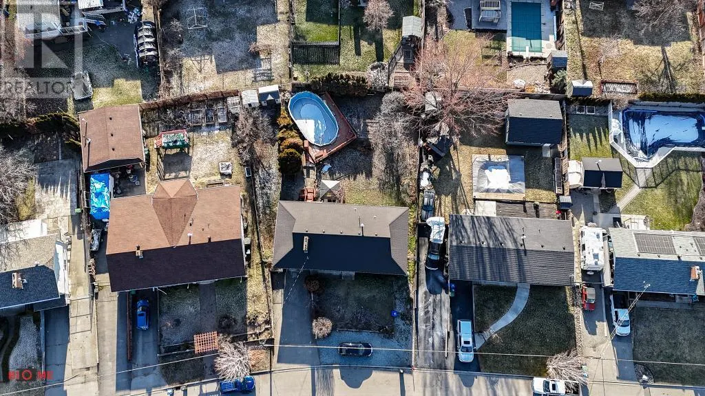 1255 Thompson Road