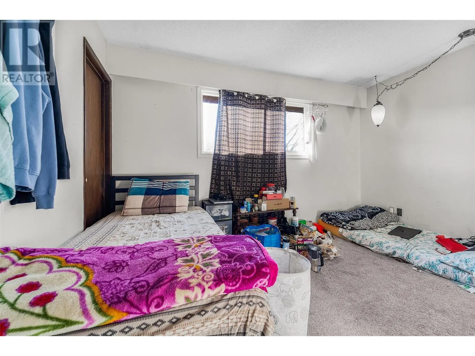 1255 Thompson Road