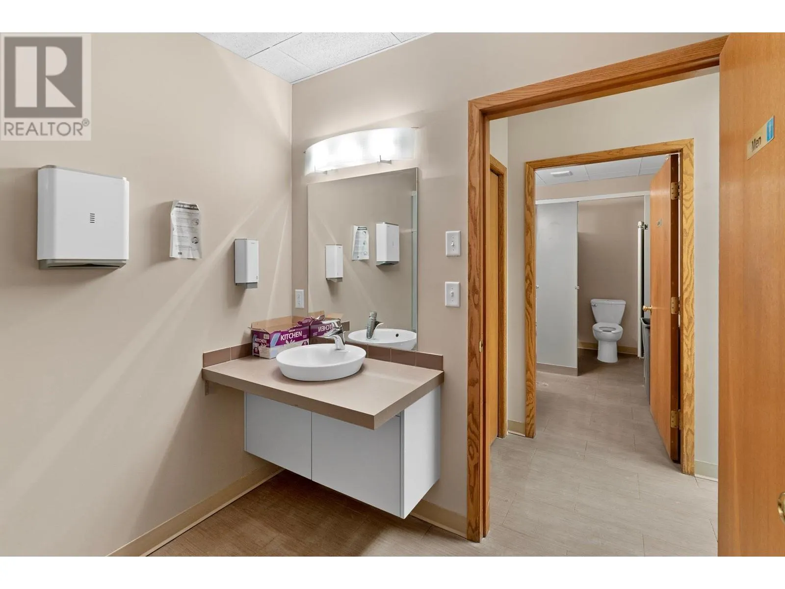 1461 St Paul Street Unit# 100/200