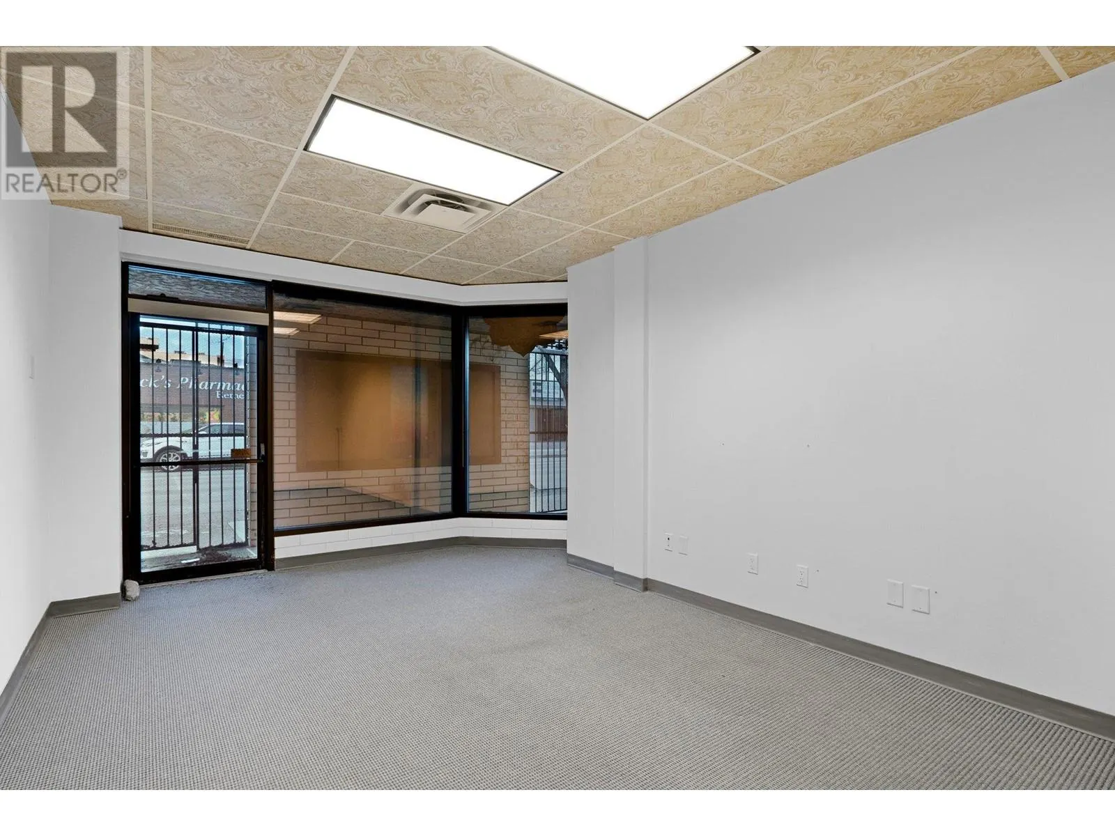 1461 St Paul Street Unit# 100/200