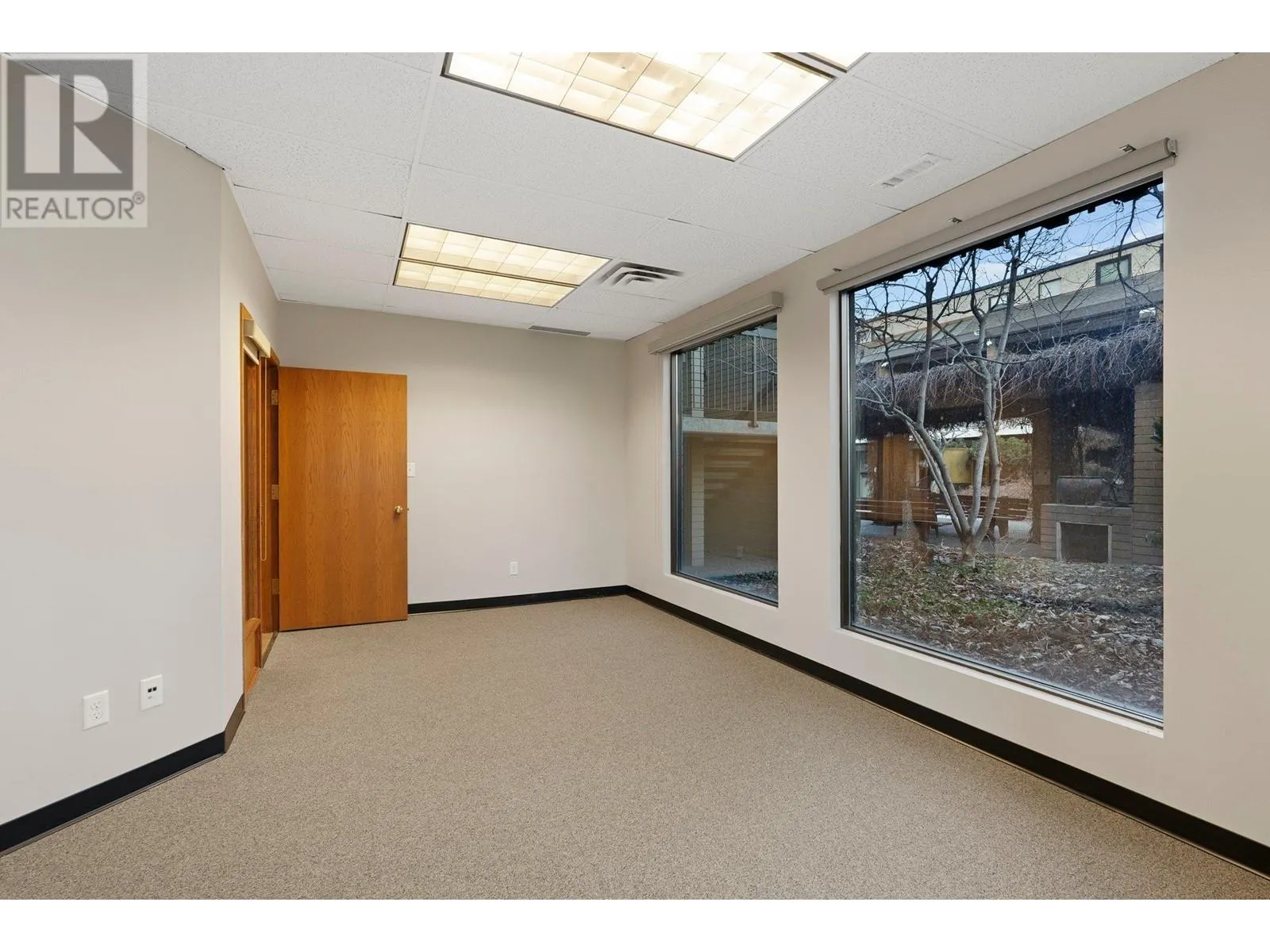 1461 St Paul Street Unit# 100/200