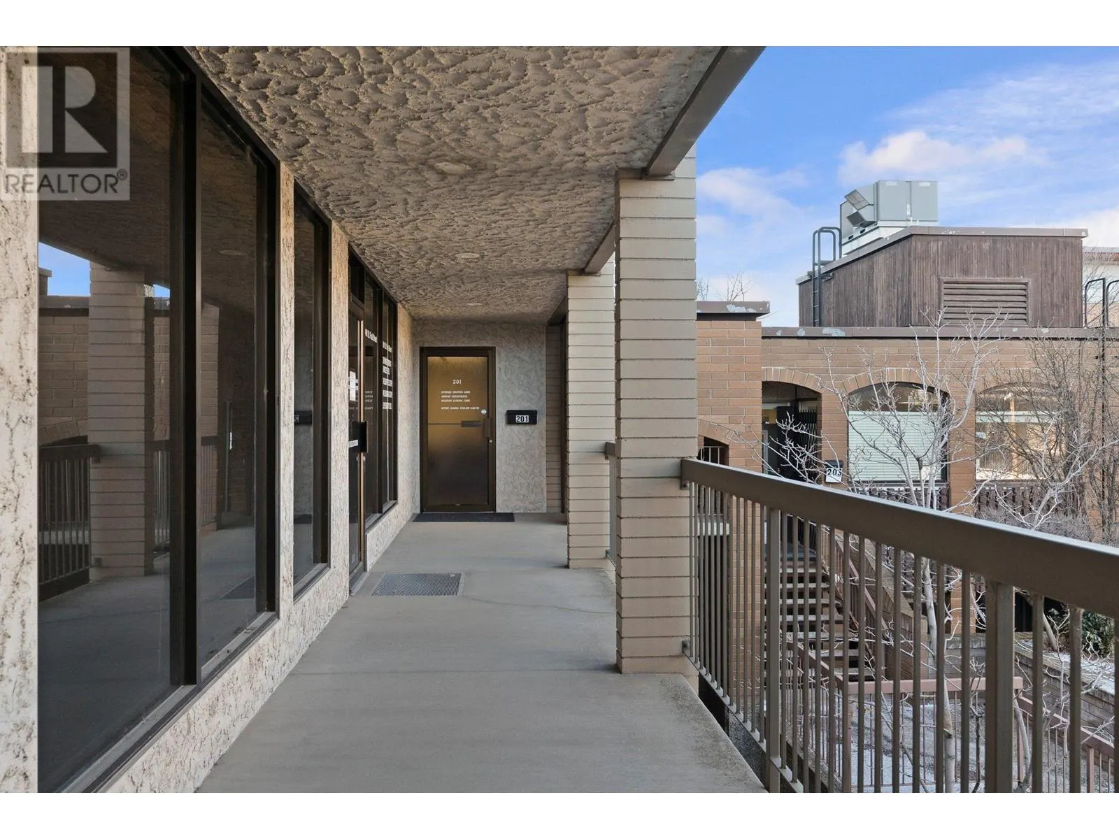 1461 St Paul Street Unit# 100/200