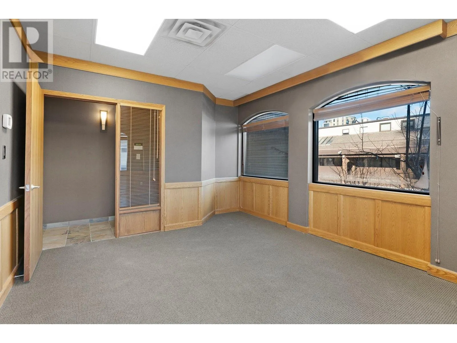 1461 St Paul Street Unit# 100/200