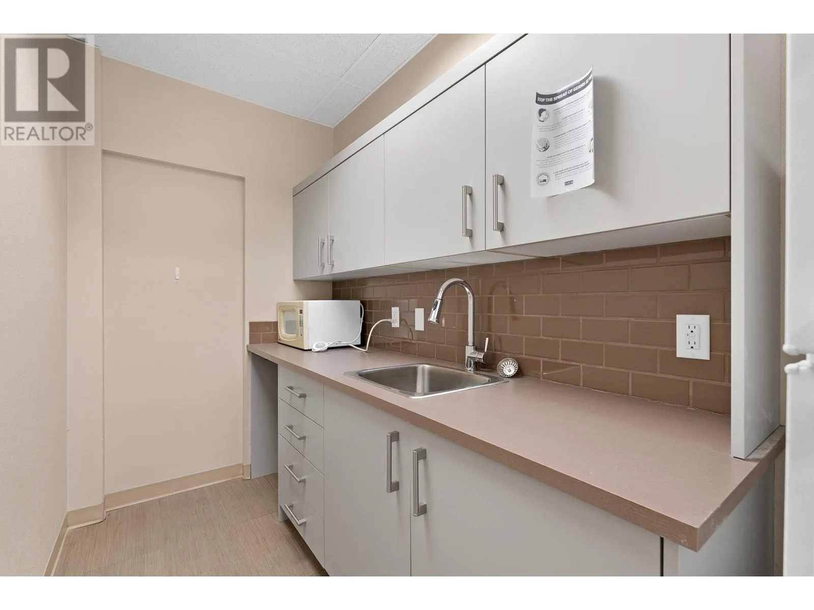 1461 St Paul Street Unit# 100/200