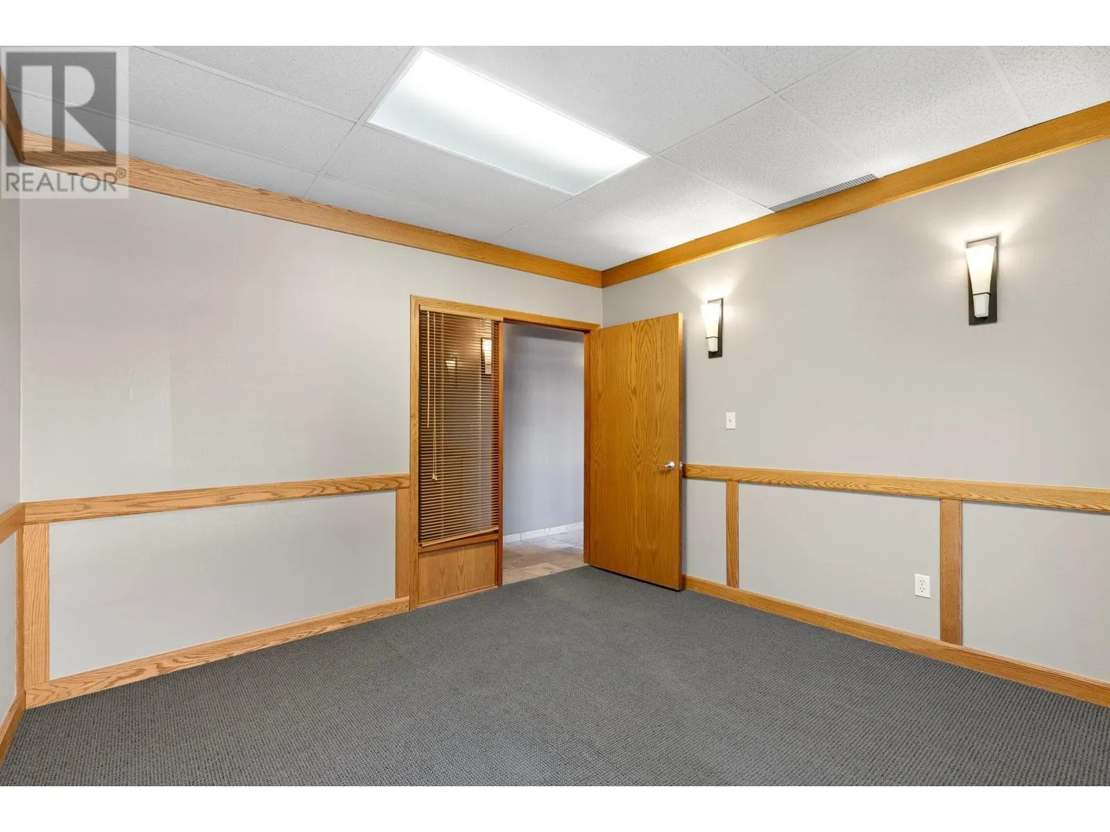 1461 St Paul Street Unit# 100/200