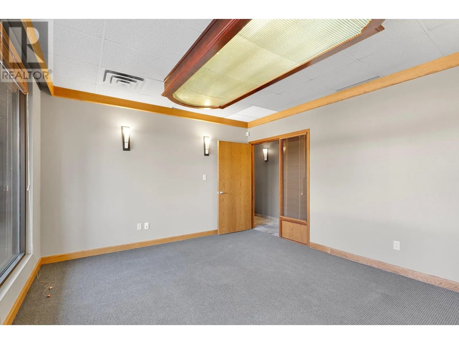1461 St Paul Street Unit# 100/200