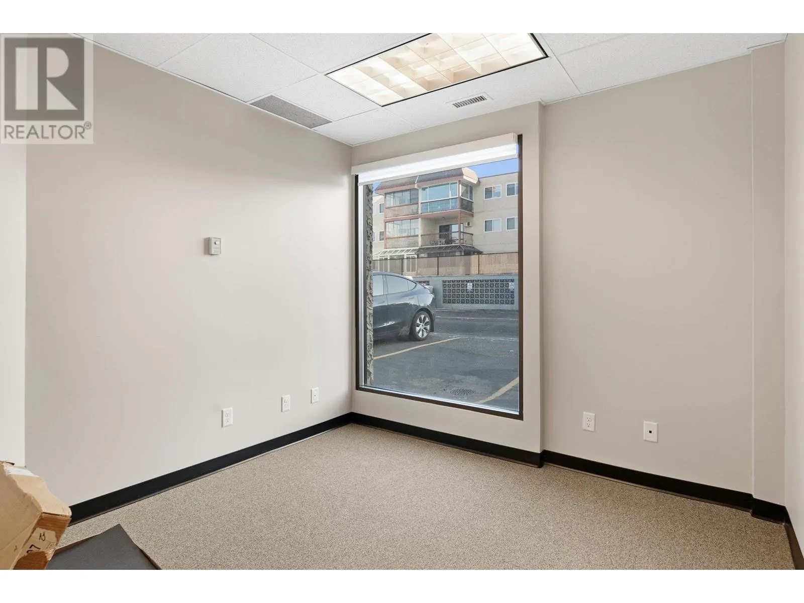 1461 St Paul Street Unit# 100/200