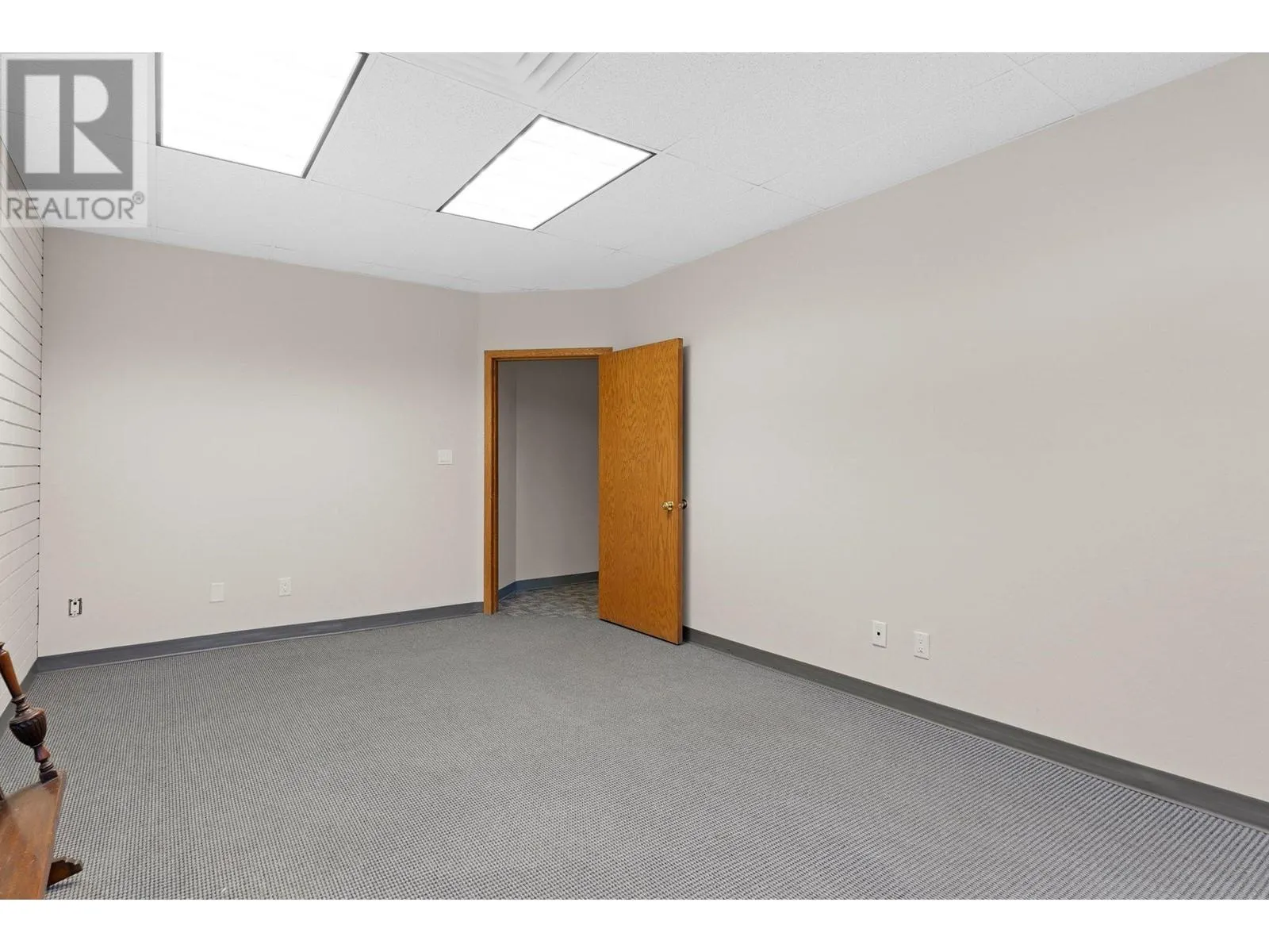 1461 St Paul Street Unit# 100/200