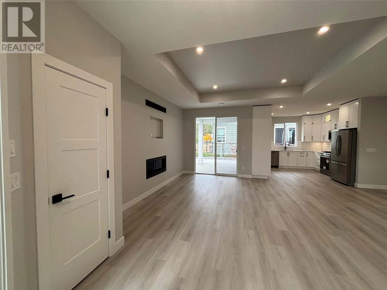 574 Meadowlark Avenue