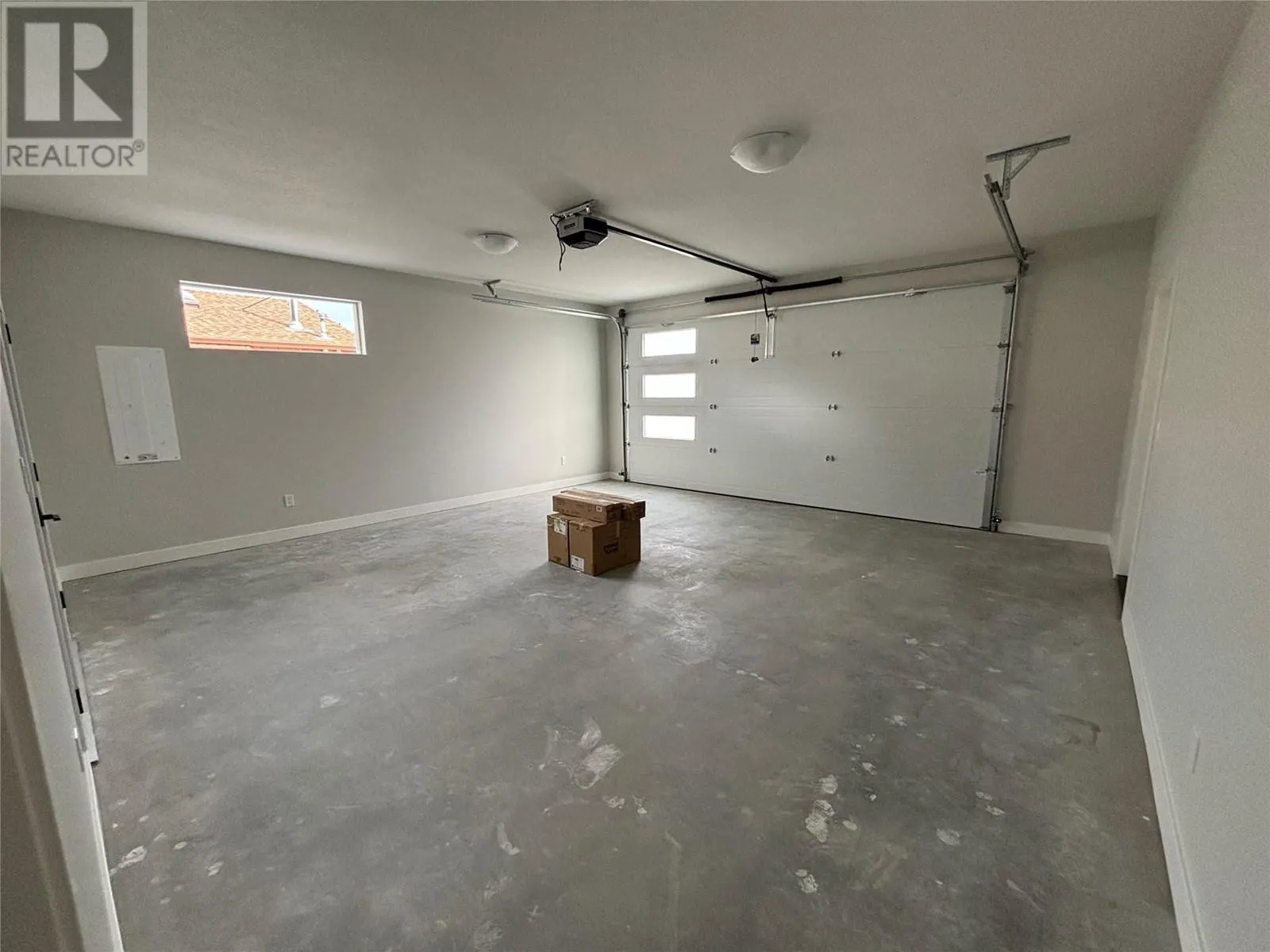 574 Meadowlark Avenue