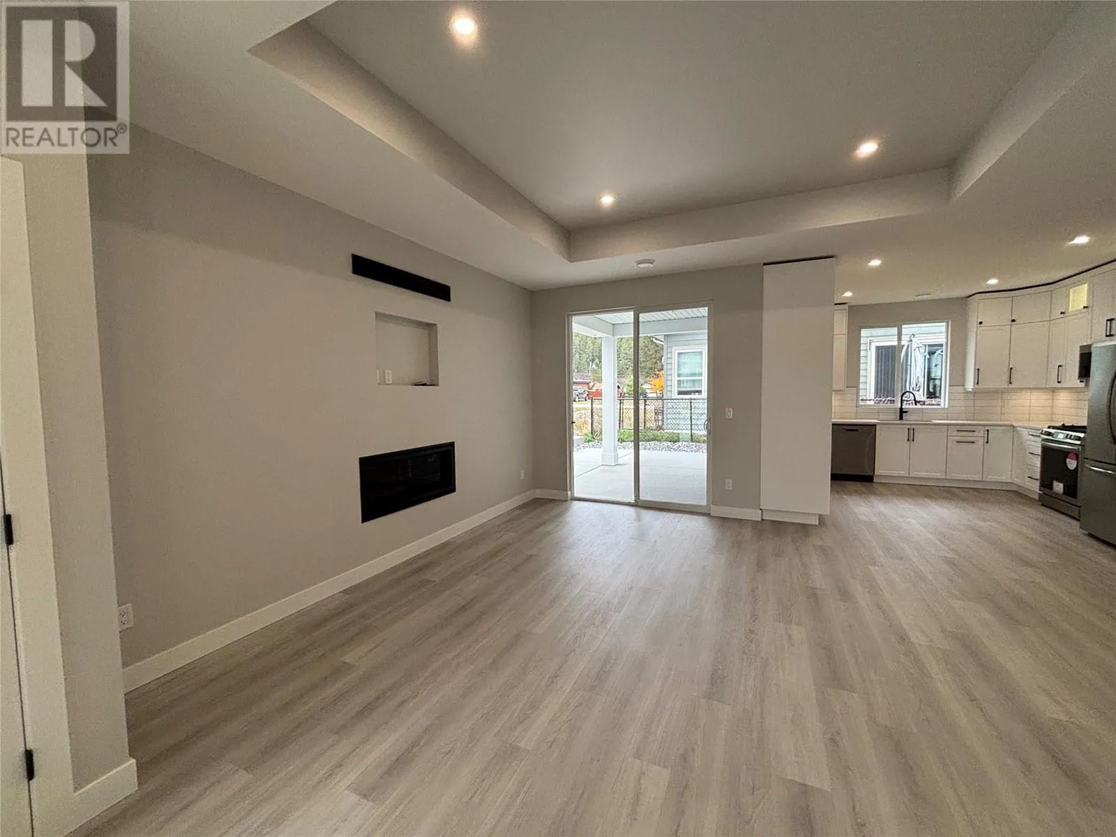 574 Meadowlark Avenue