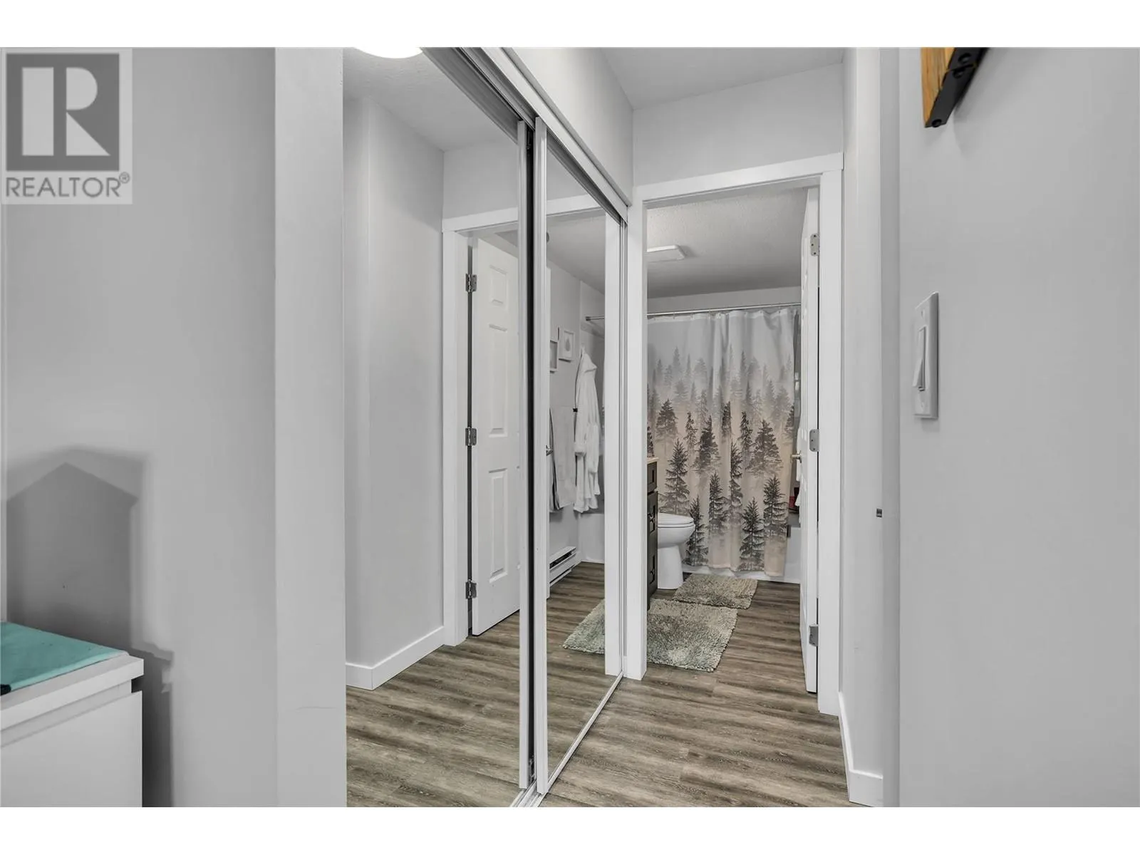 3175 De Montreuil Court Unit# 103