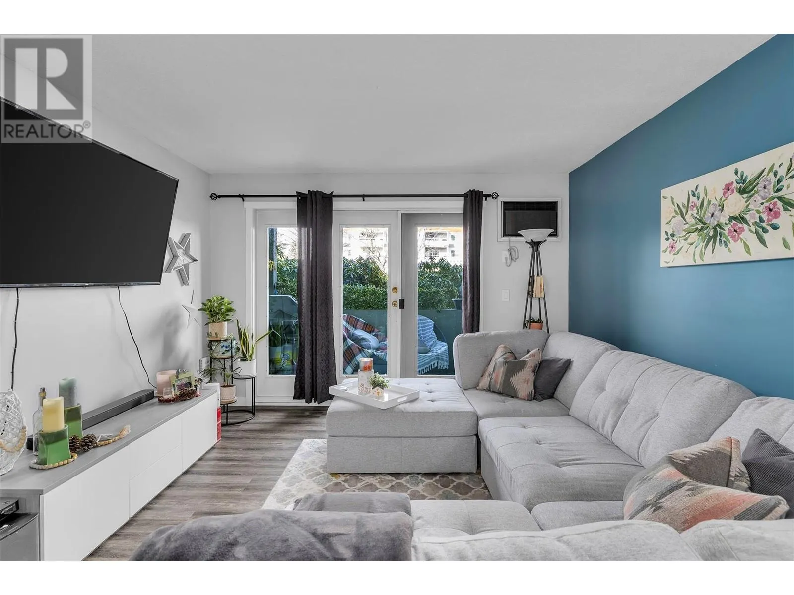 3175 De Montreuil Court Unit# 103