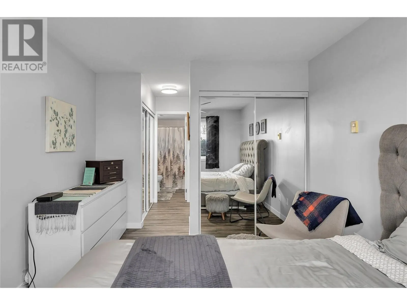 3175 De Montreuil Court Unit# 103