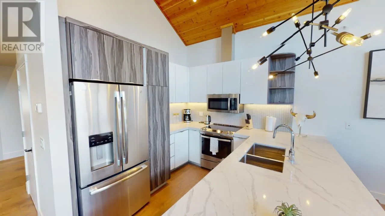 7291 PROSPECTOR Avenue Unit# 105