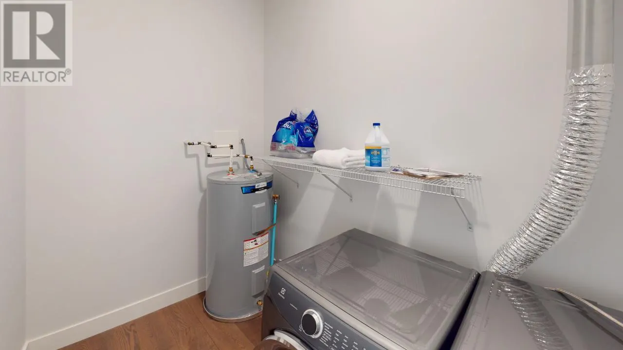 7291 PROSPECTOR Avenue Unit# 105