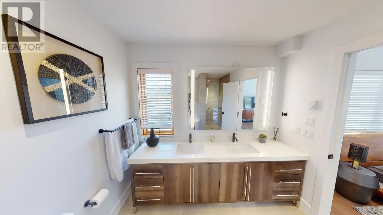 7291 PROSPECTOR Avenue Unit# 105